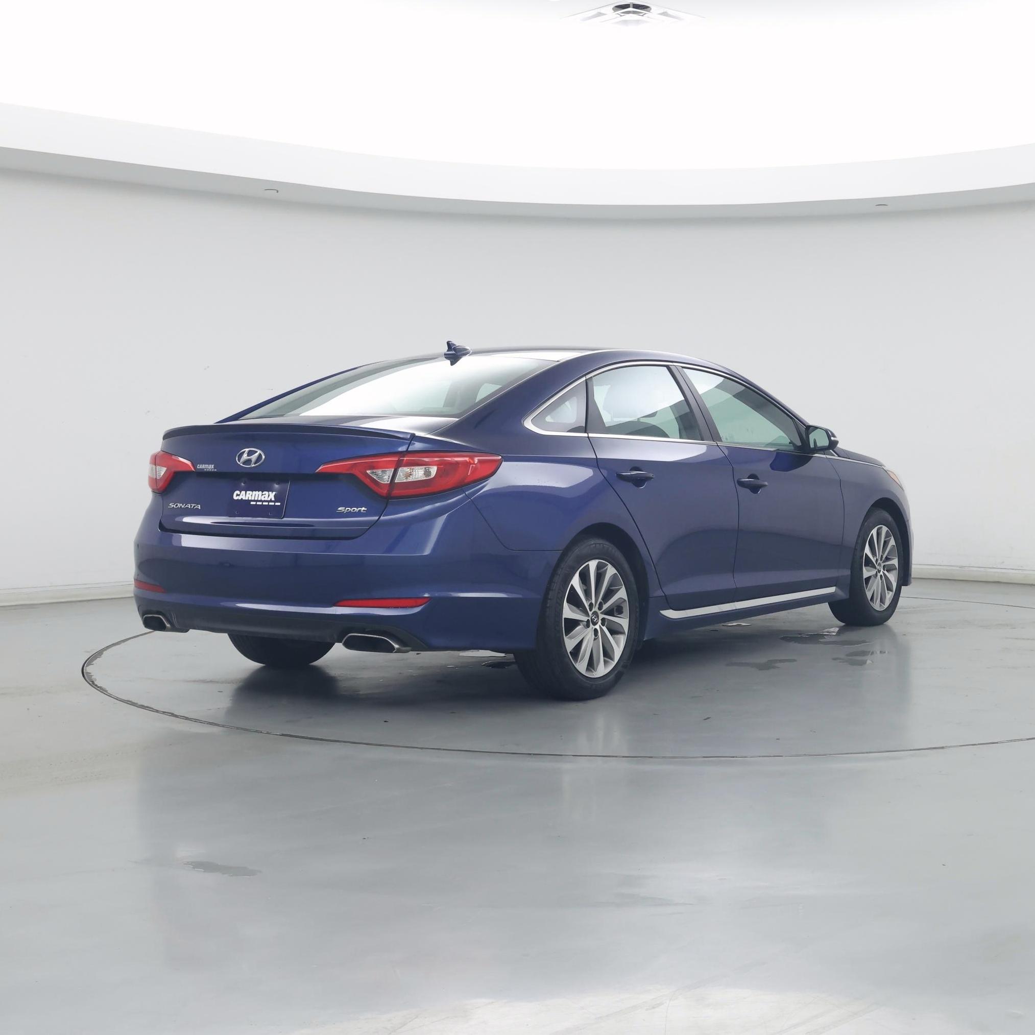 Thumbnail: 2015 Hyundai Sonata - 8