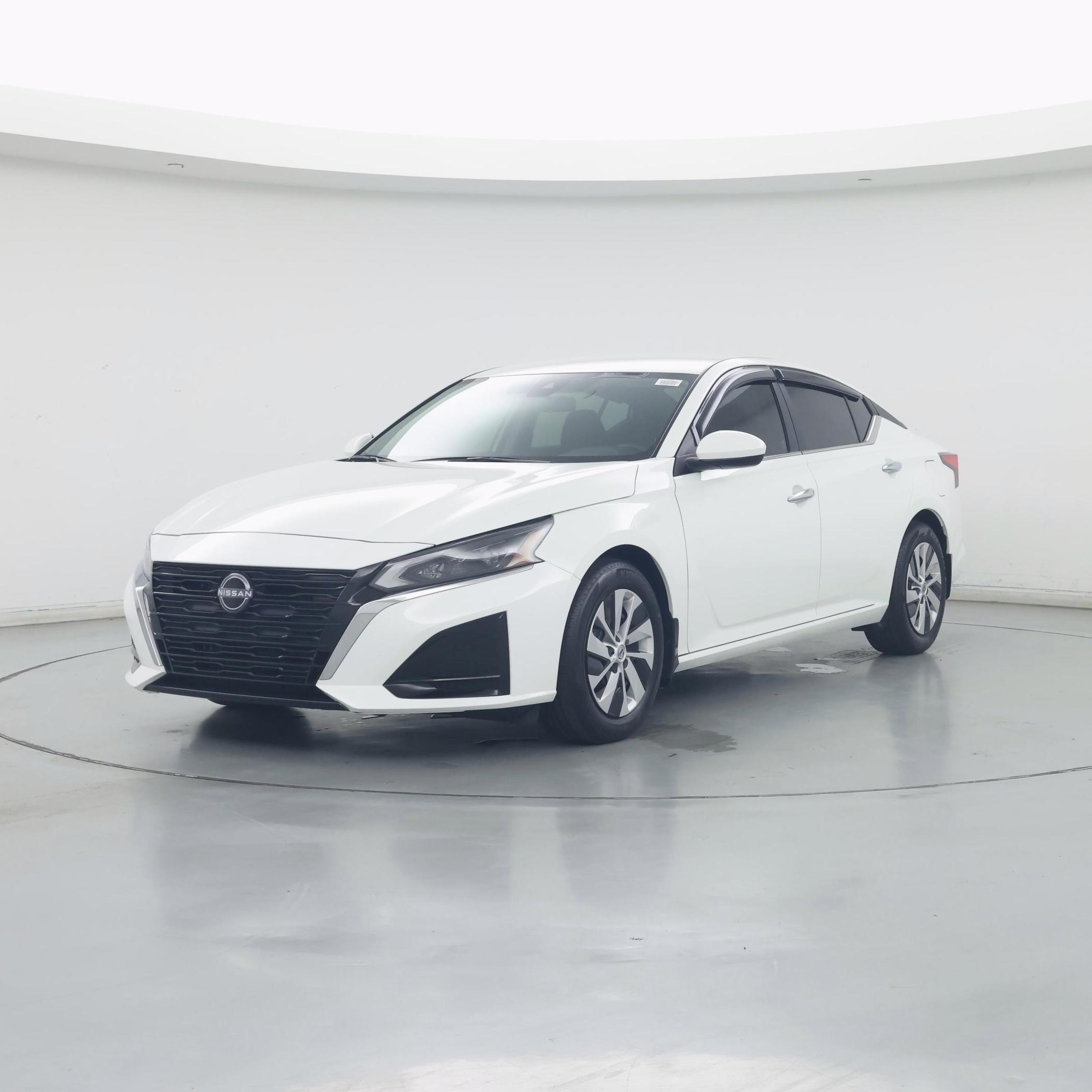 Thumbnail: 2023 Nissan Altima - 4
