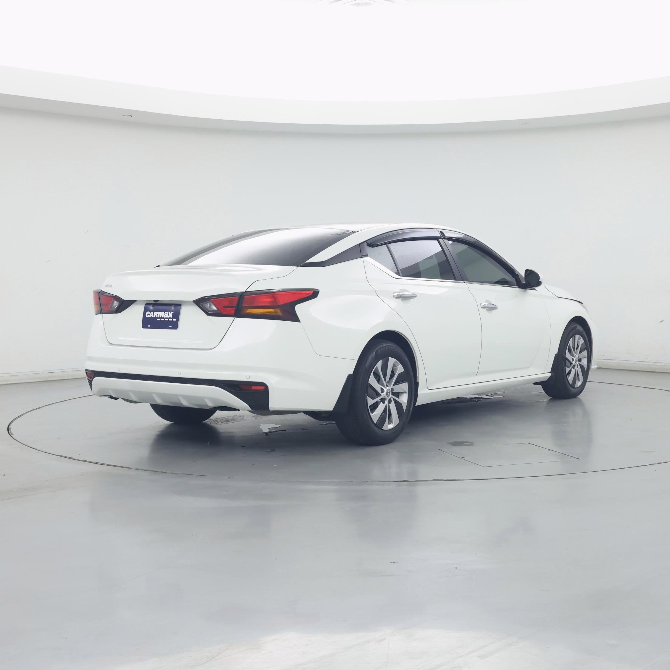 Thumbnail: 2023 Nissan Altima - 8