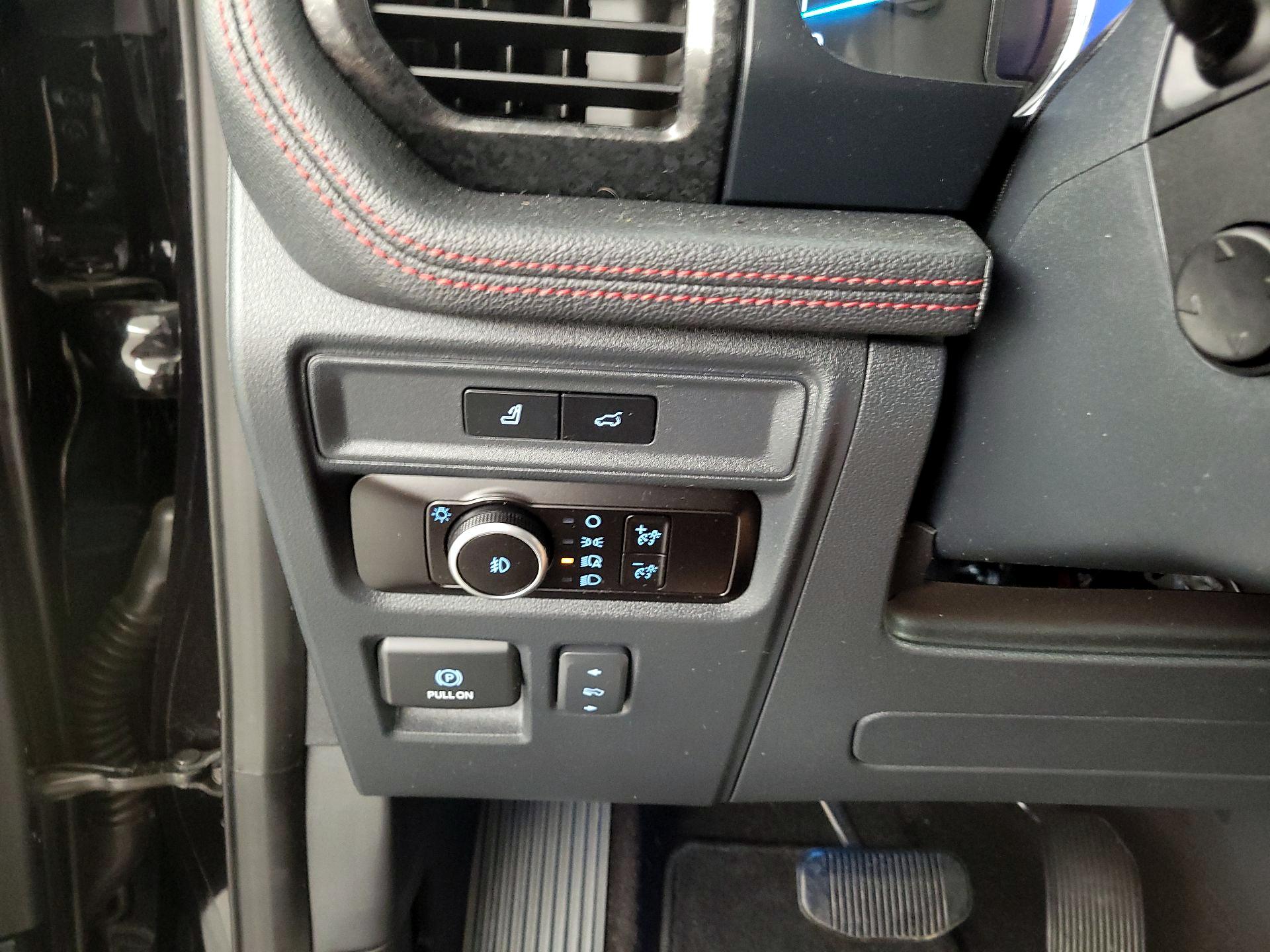 Thumbnail: 2023 Ford Expedition - 13