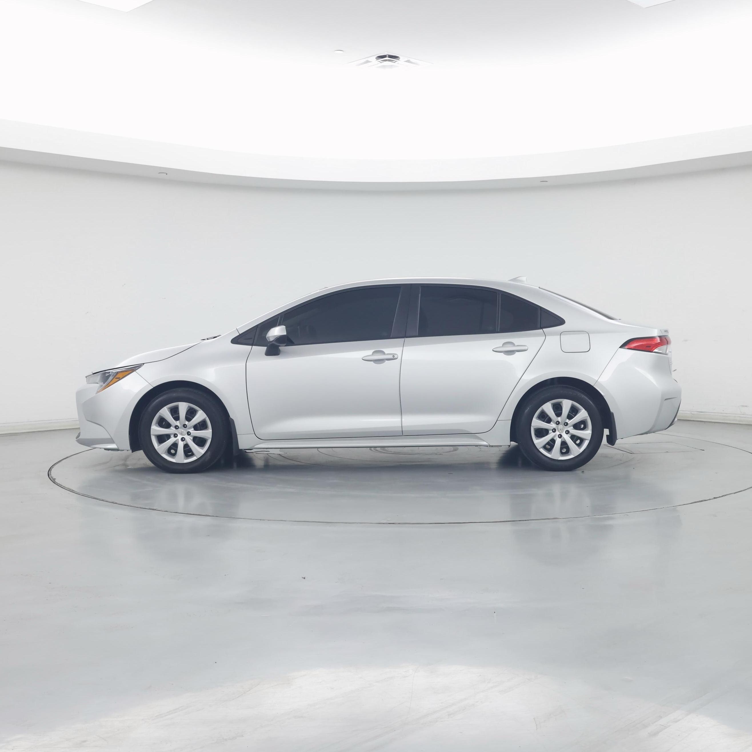 Thumbnail: 2021 Toyota Corolla - 3