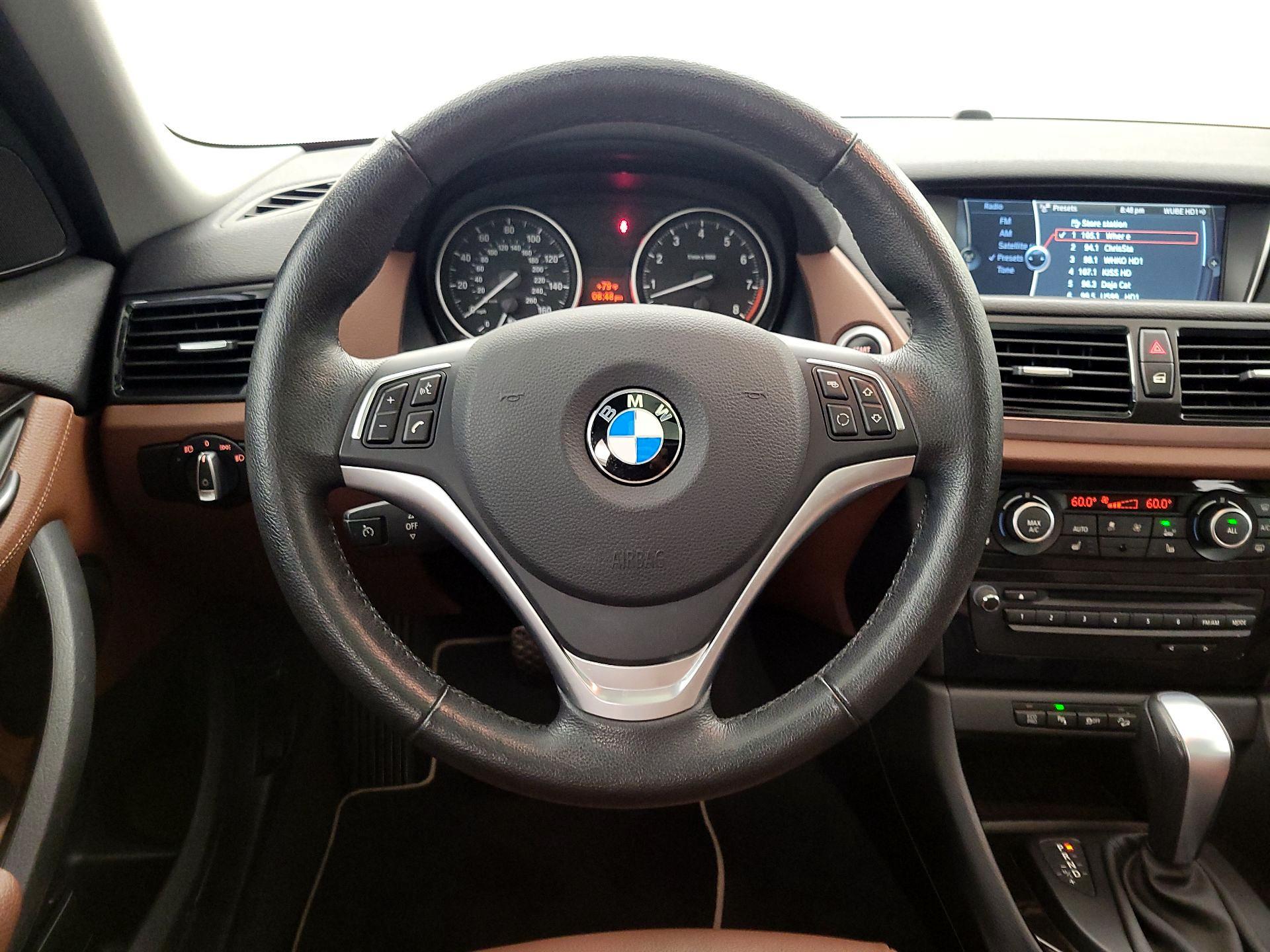 Thumbnail: 2015 BMW X1 - 10