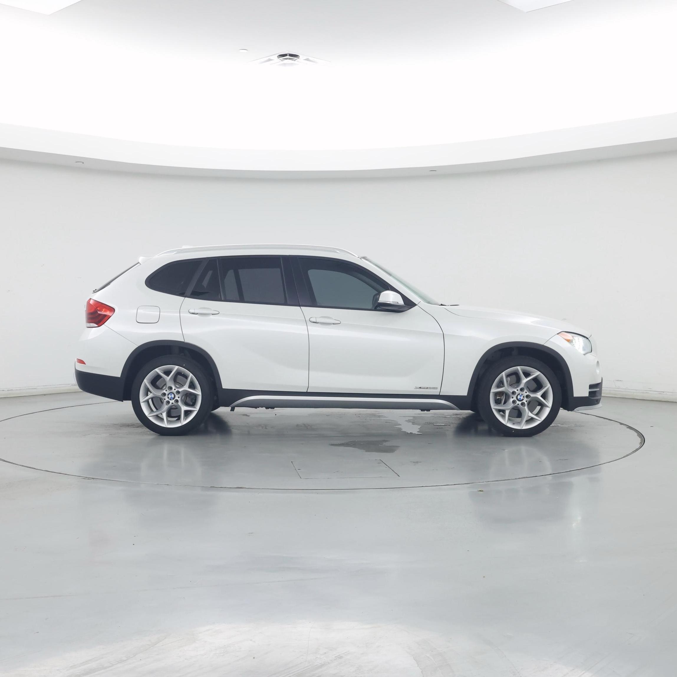 Thumbnail: 2015 BMW X1 - 7