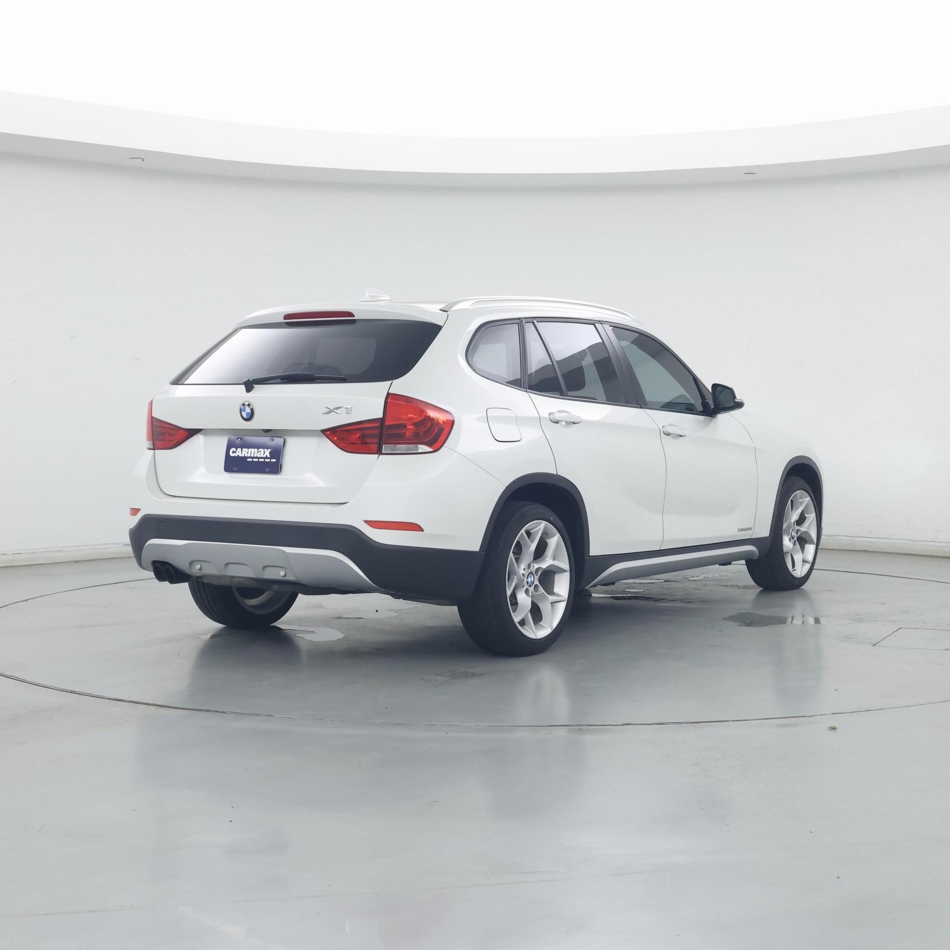 Thumbnail: 2015 BMW X1 - 8
