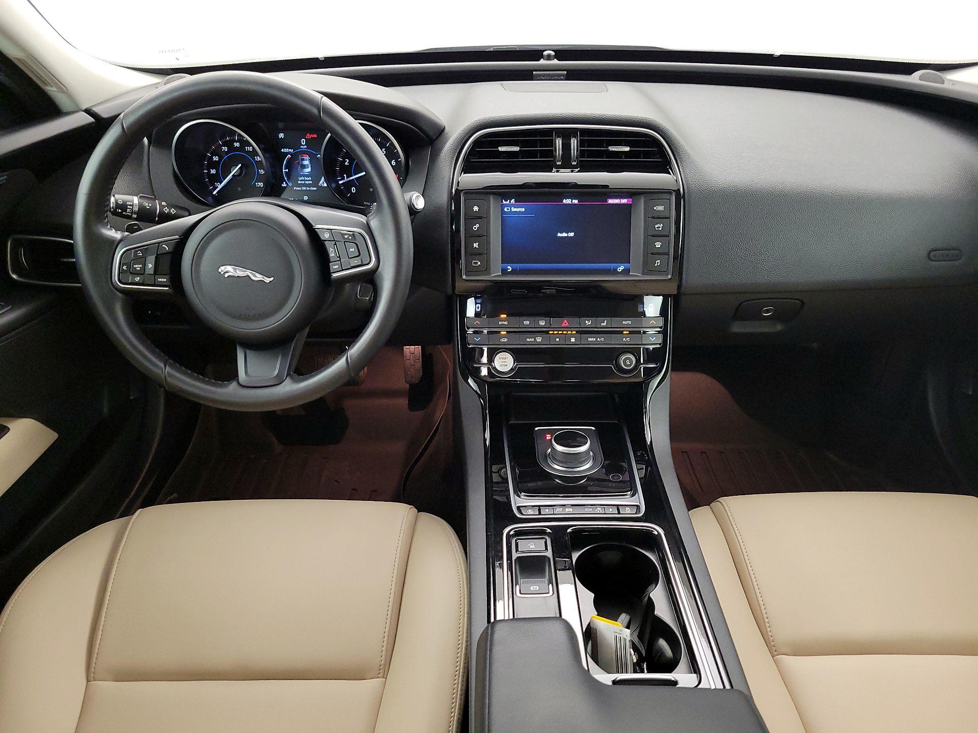 Thumbnail: 2018 Jaguar XE - 9