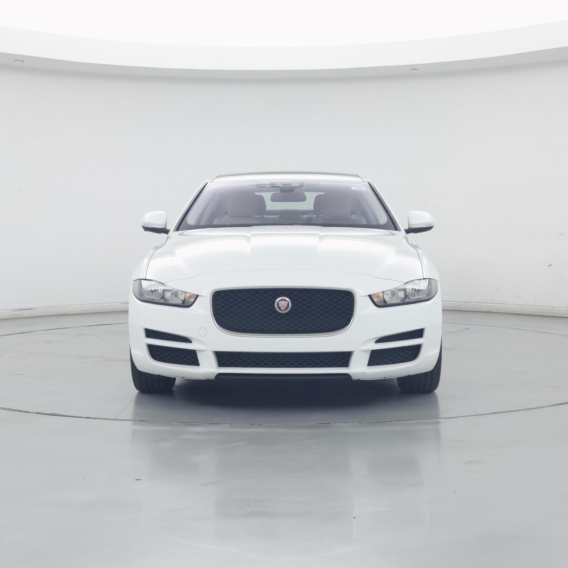 Thumbnail: 2018 Jaguar XE - 5