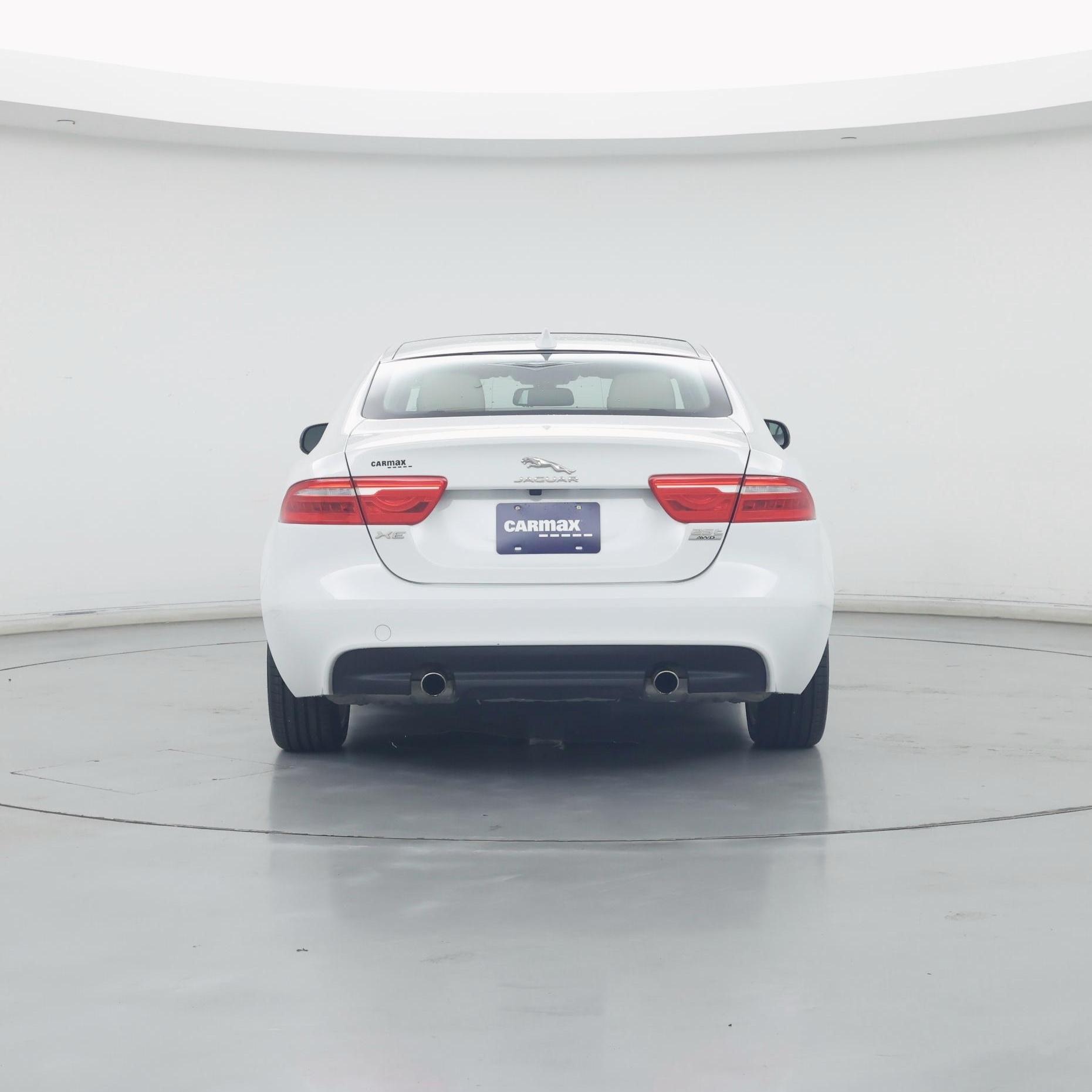 Thumbnail: 2018 Jaguar XE - 6