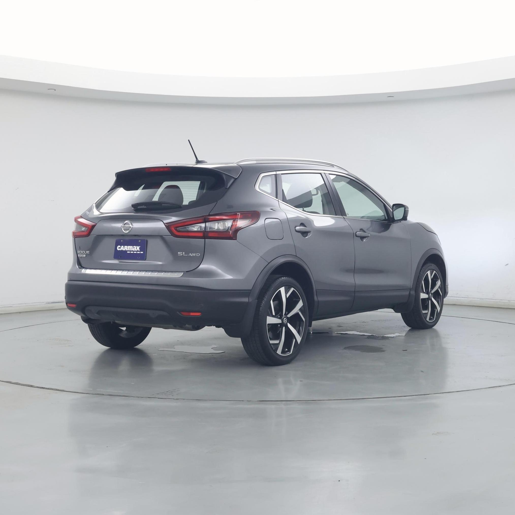 Thumbnail: 2020 Nissan Rogue Sport - 8