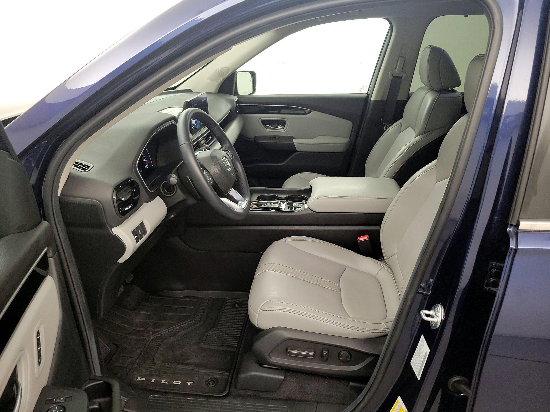 Thumbnail: 2025 Honda Pilot - 11