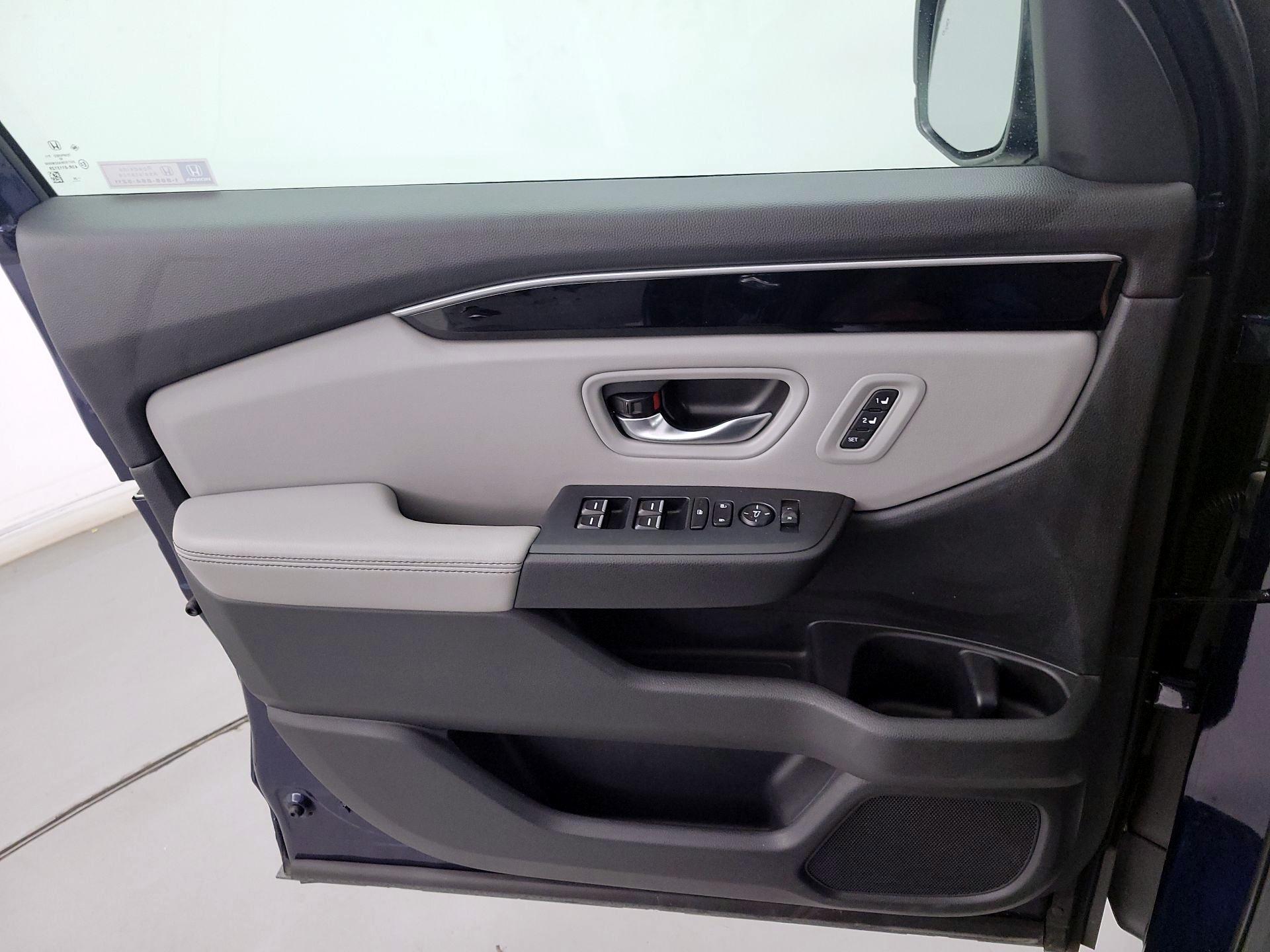 Thumbnail: 2025 Honda Pilot - 12
