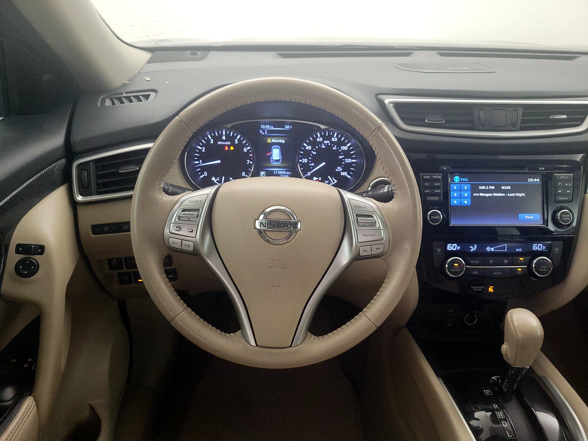 Thumbnail: 2015 Nissan Rogue - 10