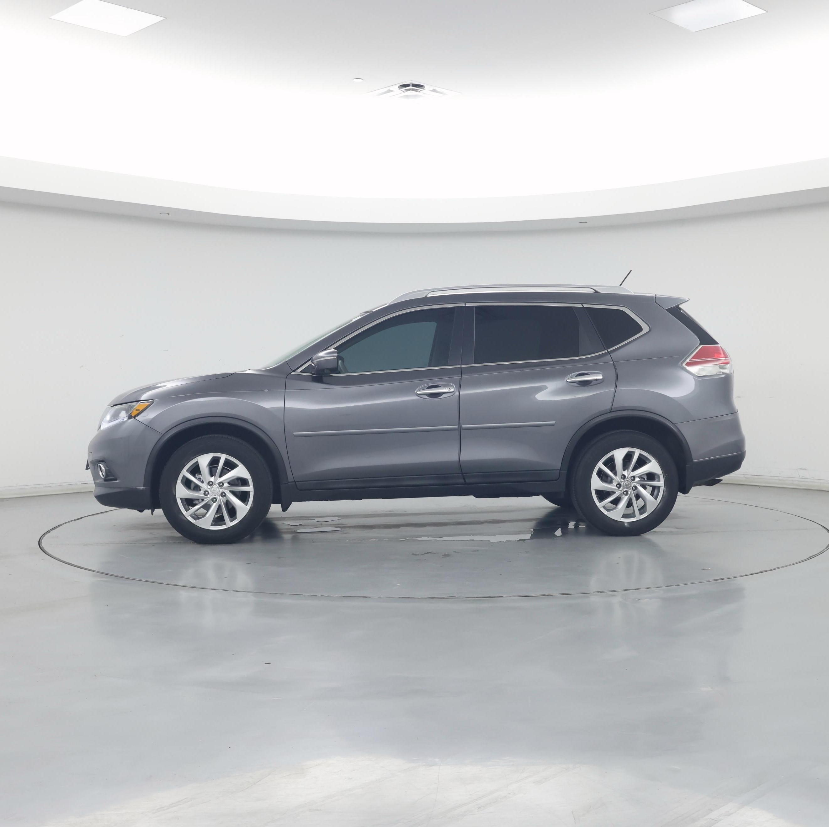 Thumbnail: 2015 Nissan Rogue - 3