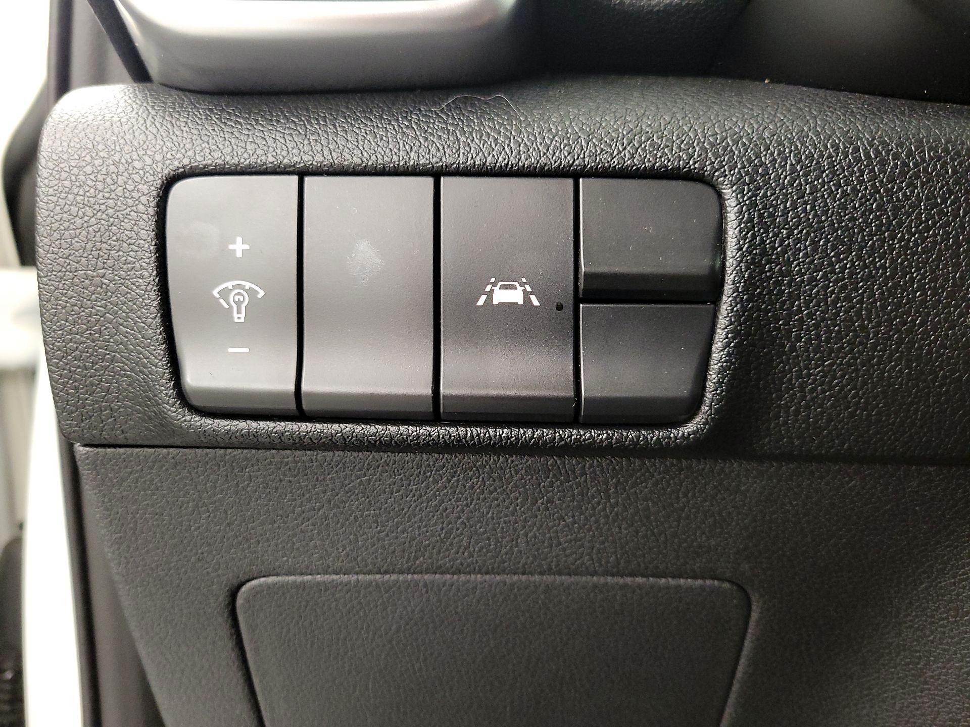 Thumbnail: 2020 Kia Sportage - 13