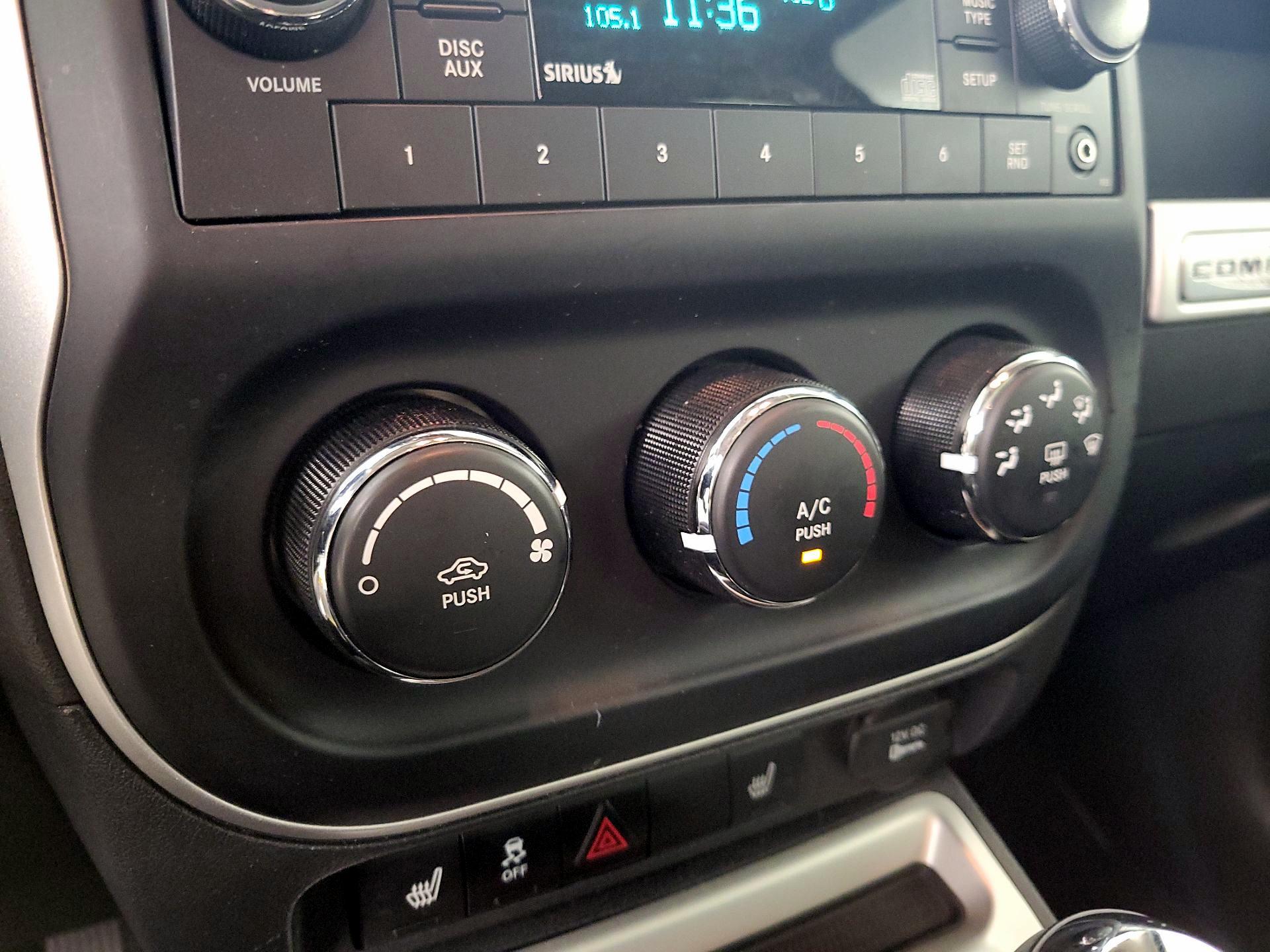 Thumbnail: 2015 Jeep Compass - 14