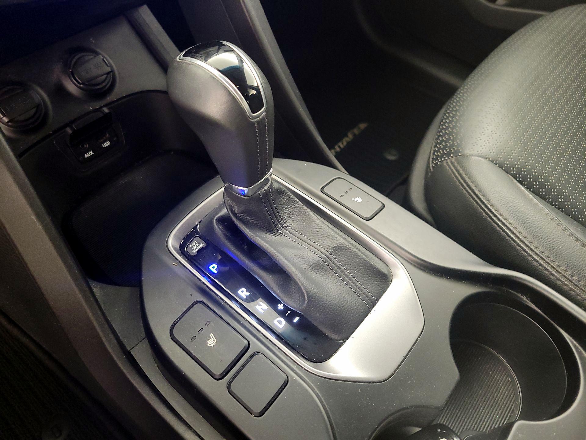 Thumbnail: 2013 Hyundai Santa Fe - 17