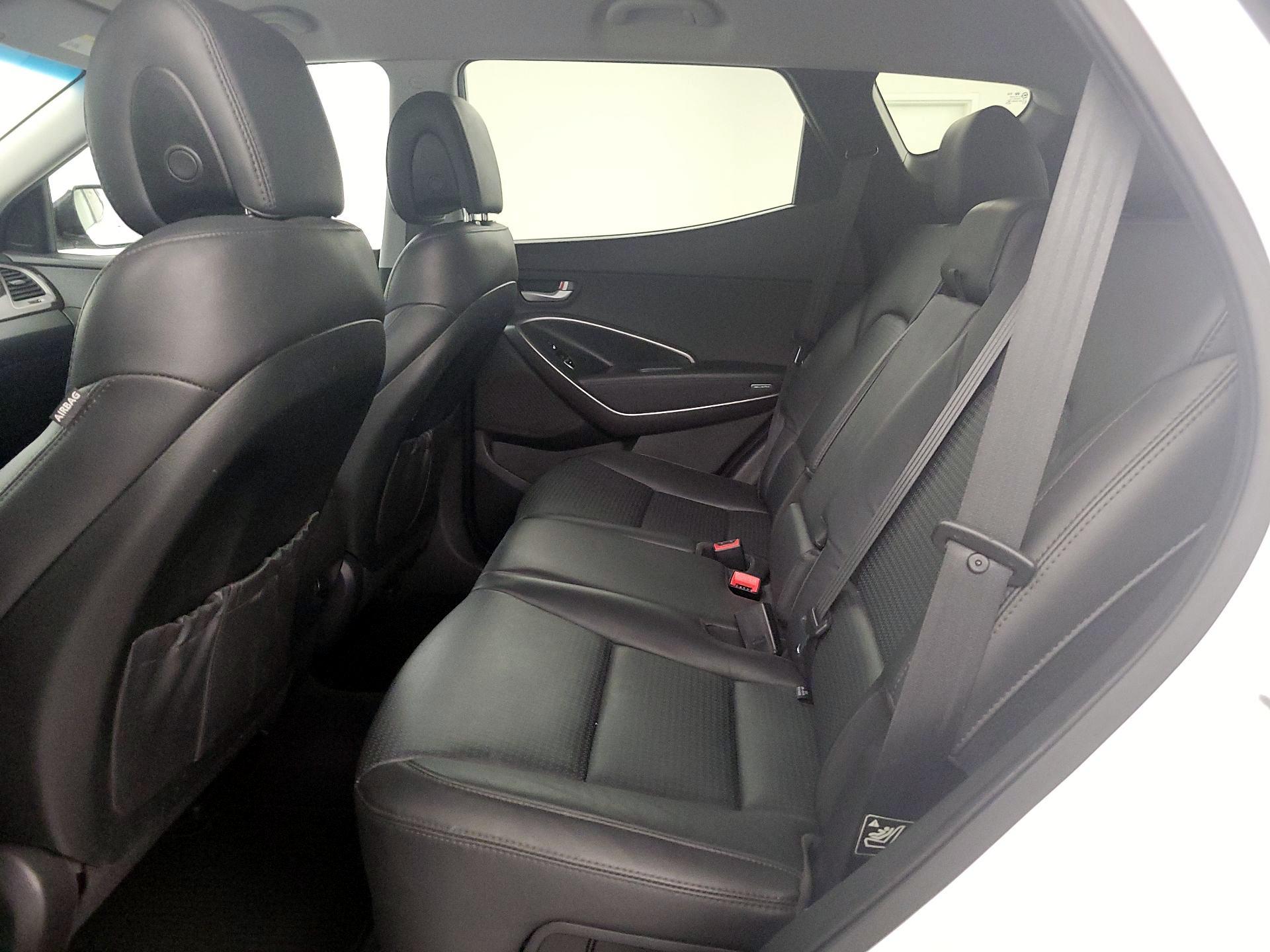 Thumbnail: 2013 Hyundai Santa Fe - 19