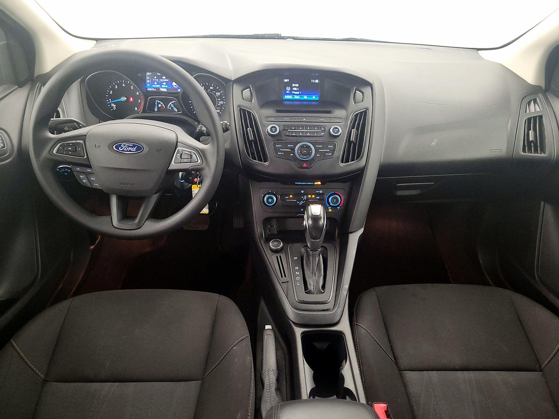 Thumbnail: 2016 Ford Focus - 9