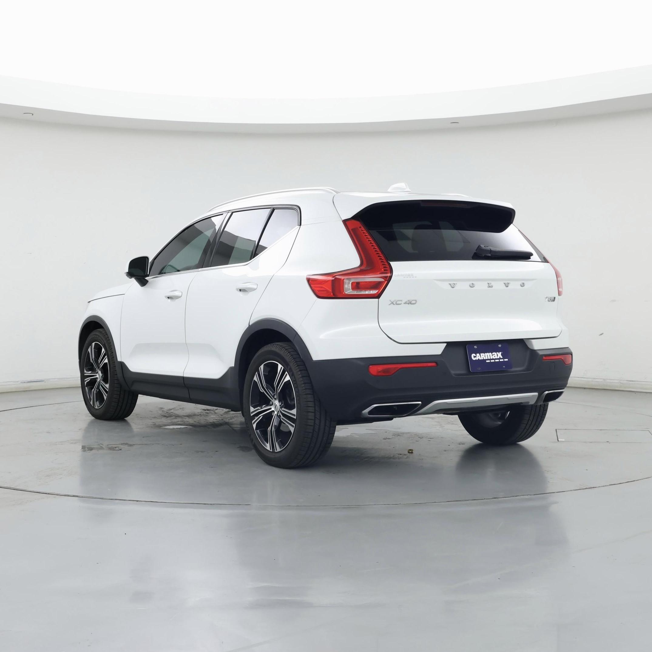 Thumbnail: 2020 Volvo XC40 - 2