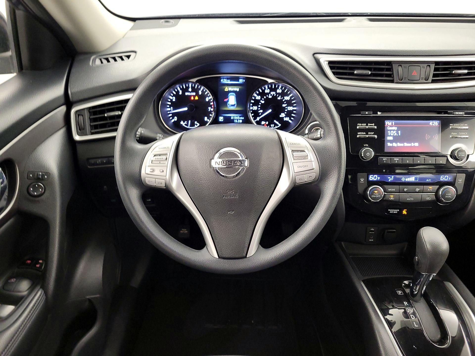Thumbnail: 2016 Nissan Rogue - 10