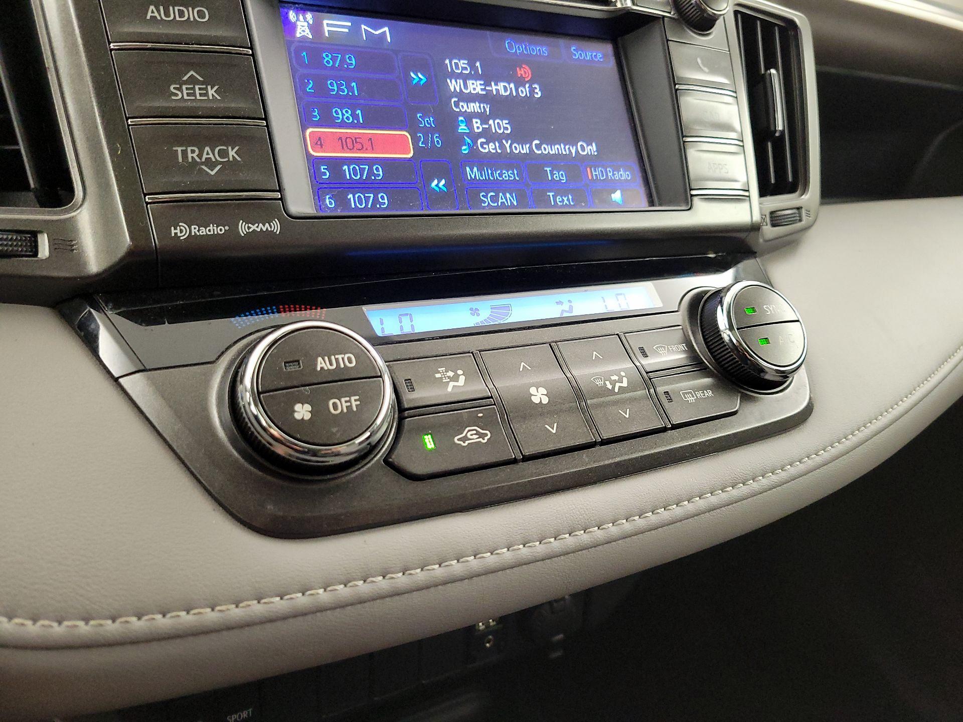 Thumbnail: 2013 Toyota RAV4 - 16