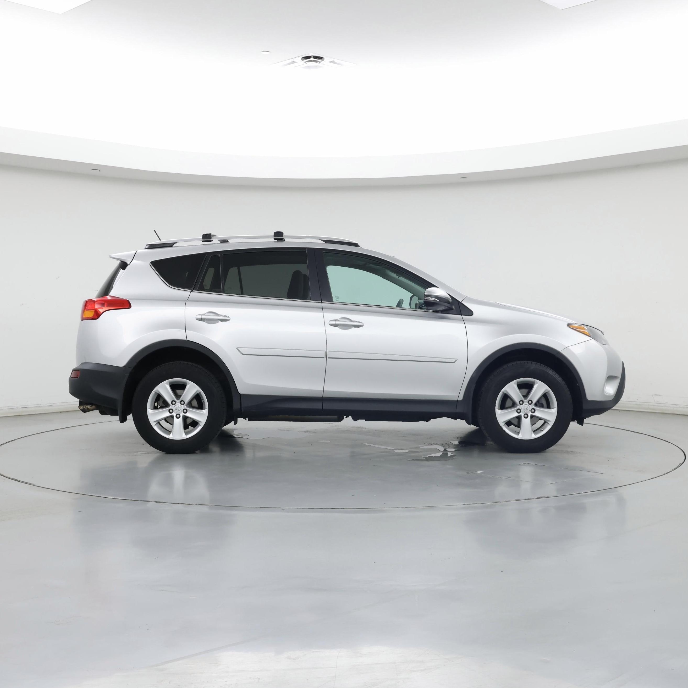 Thumbnail: 2013 Toyota RAV4 - 7