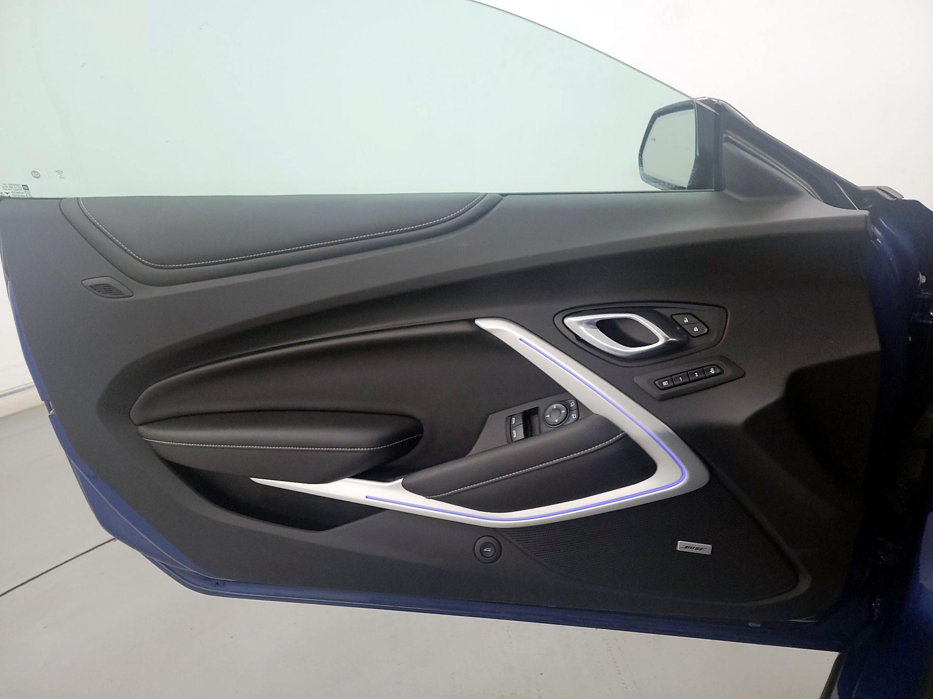 Thumbnail: 2019 Chevrolet Camaro - 12