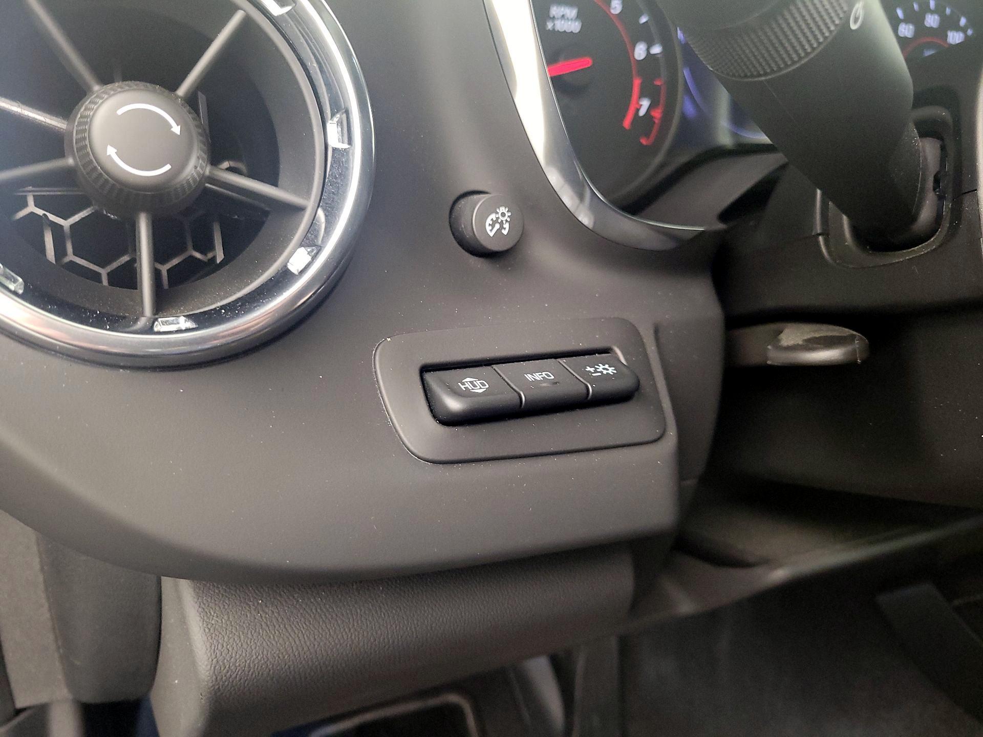 Thumbnail: 2019 Chevrolet Camaro - 13