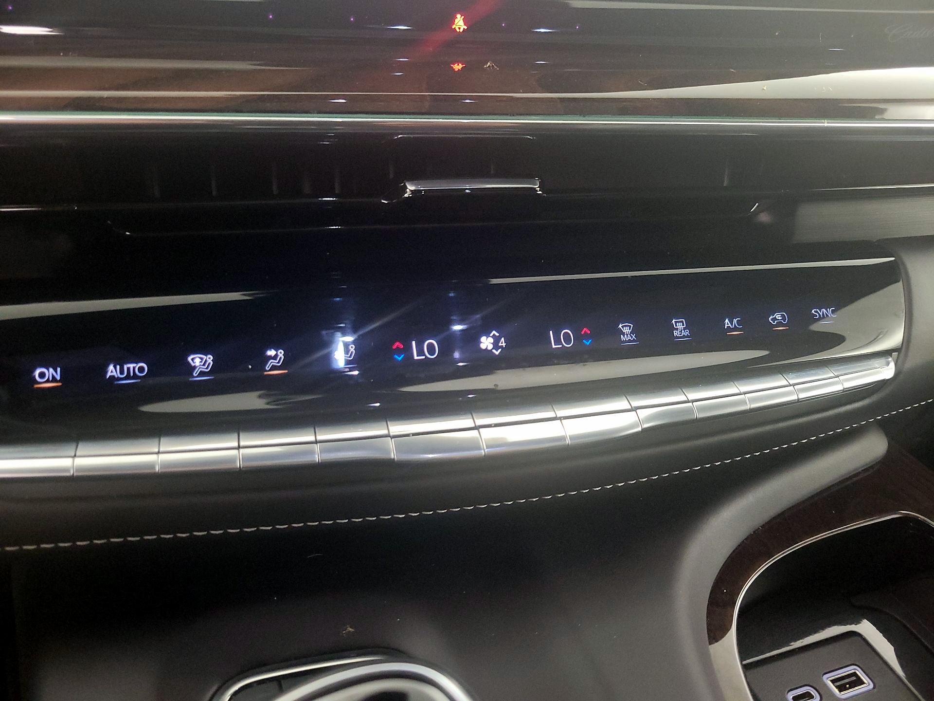 Thumbnail: 2022 Cadillac Escalade - 17