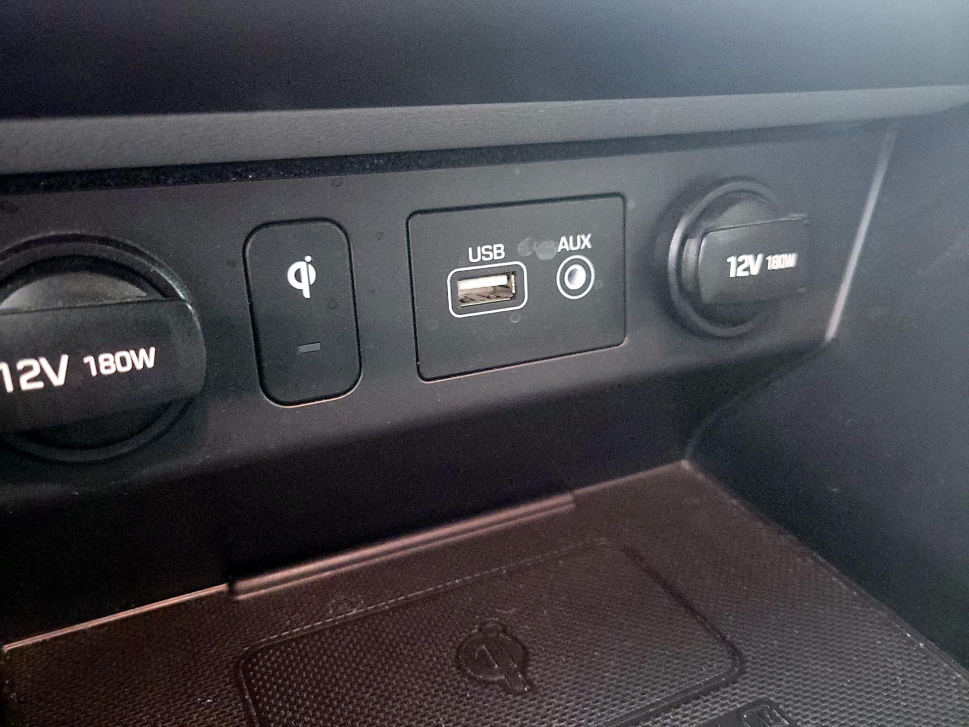 Thumbnail: 2019 Hyundai Sonata - 19