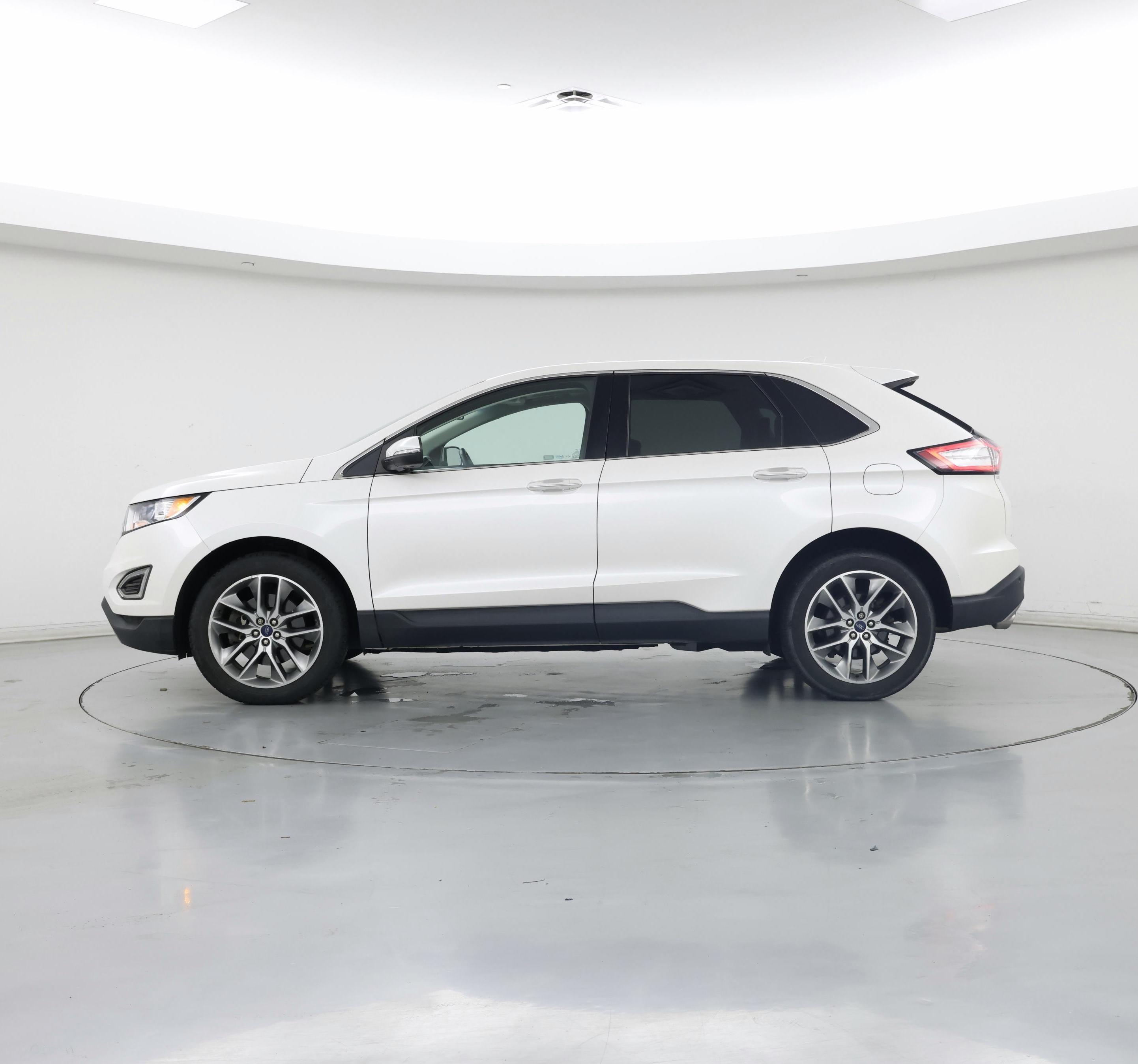 Thumbnail: 2017 Ford Edge - 3
