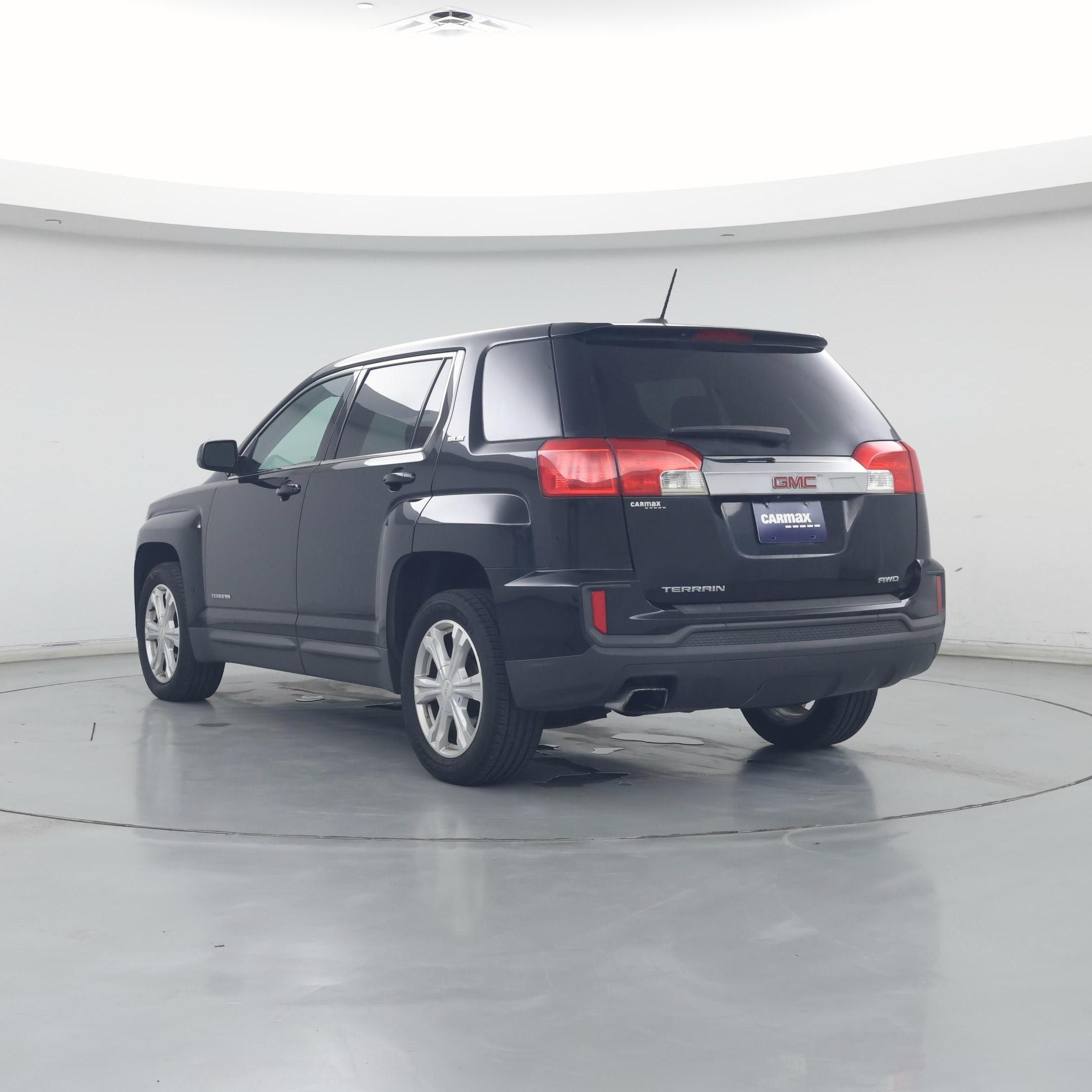 Thumbnail: 2017 GMC Terrain - 2