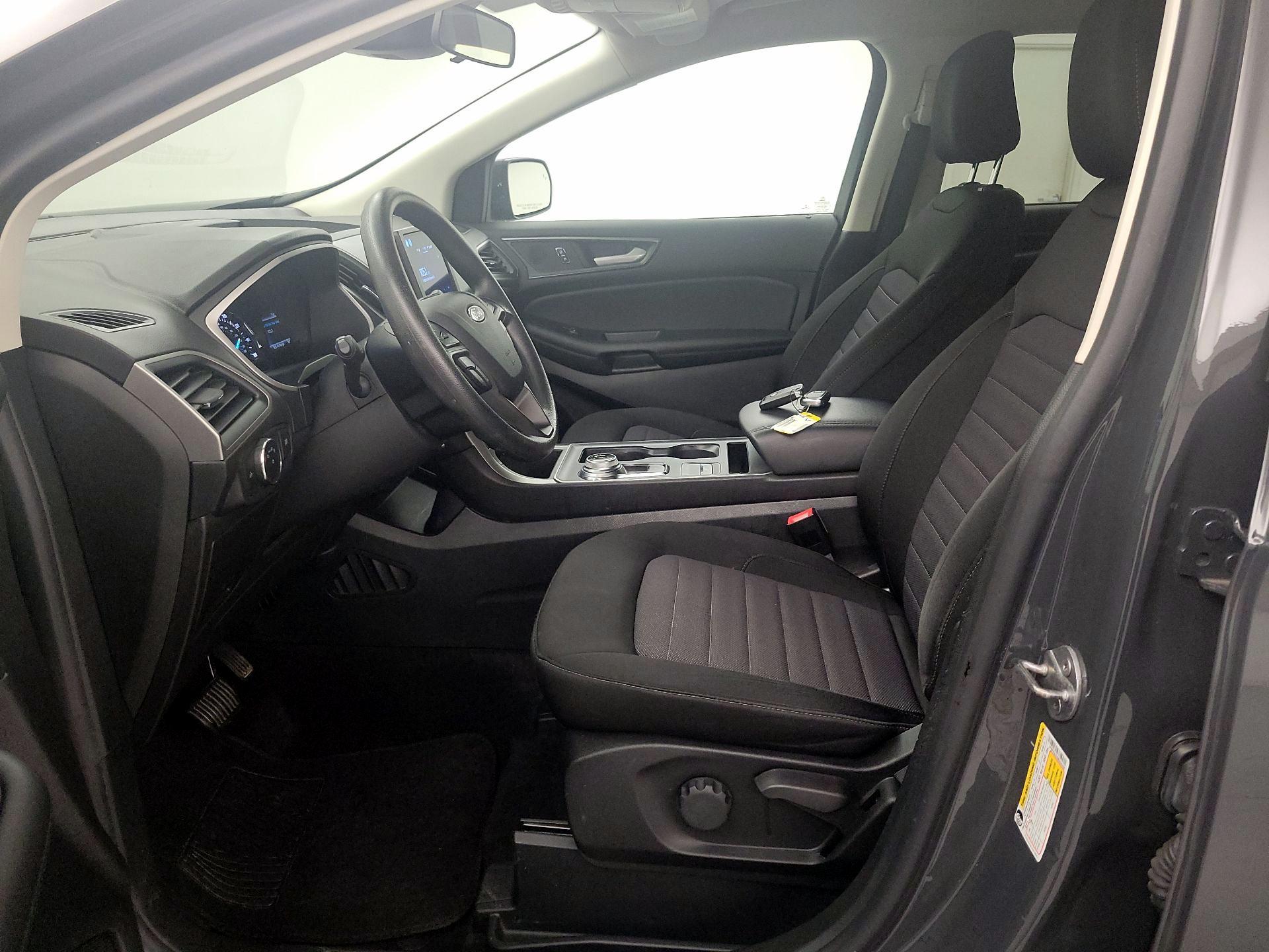 Thumbnail: 2021 Ford Edge - 11