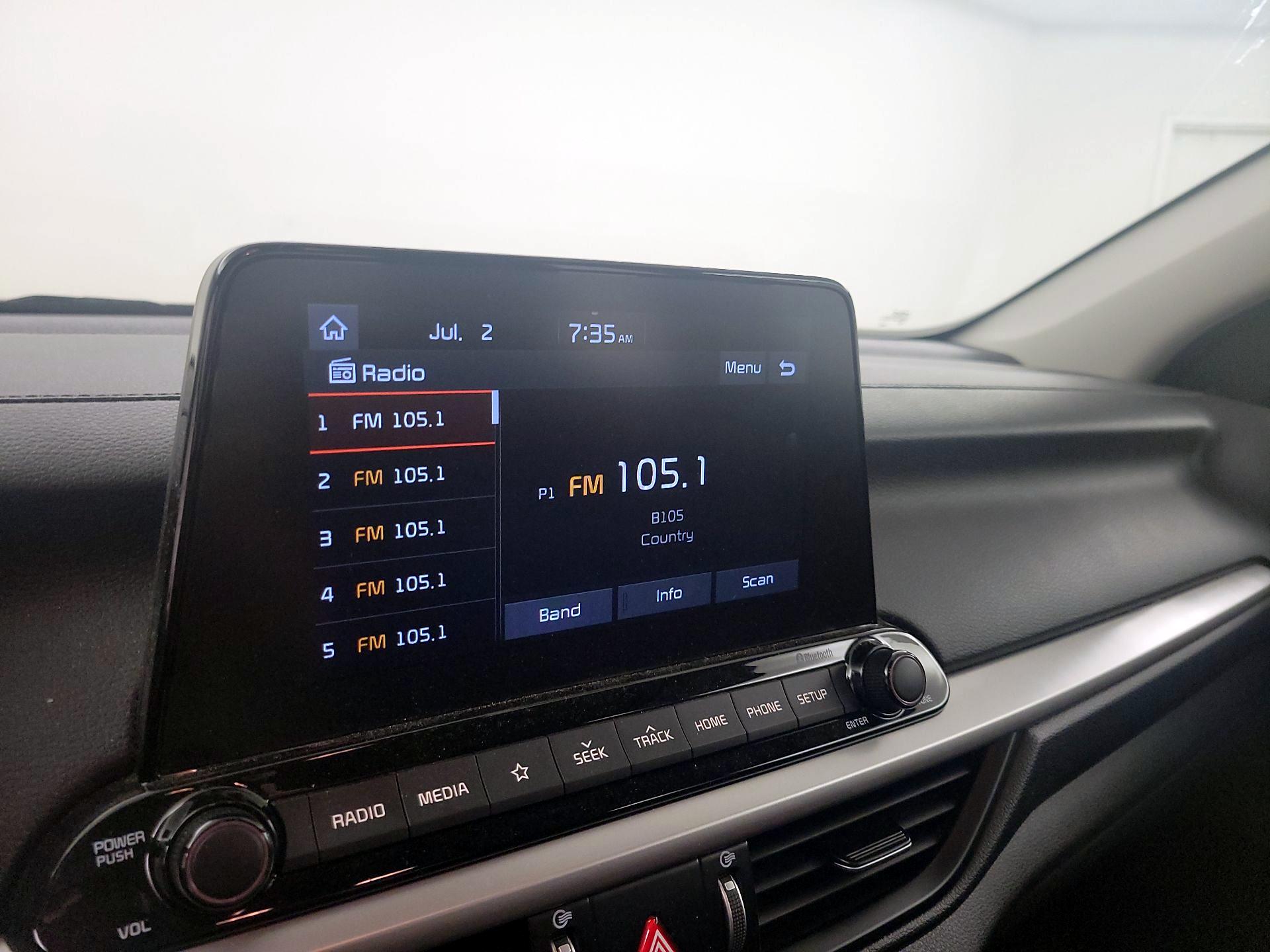 Thumbnail: 2021 Kia Forte - 15