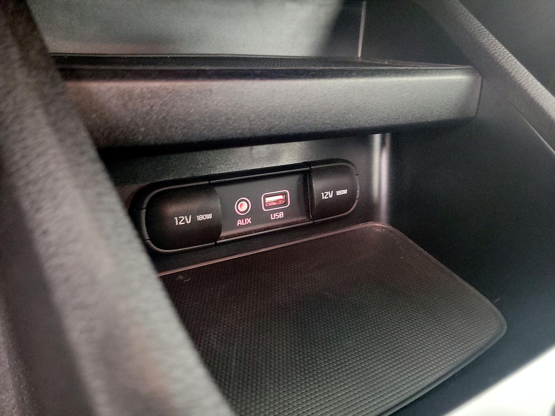 Thumbnail: 2021 Kia Forte - 18