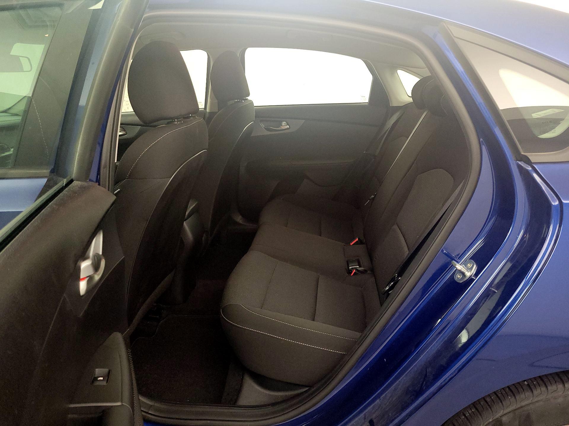 Thumbnail: 2021 Kia Forte - 19