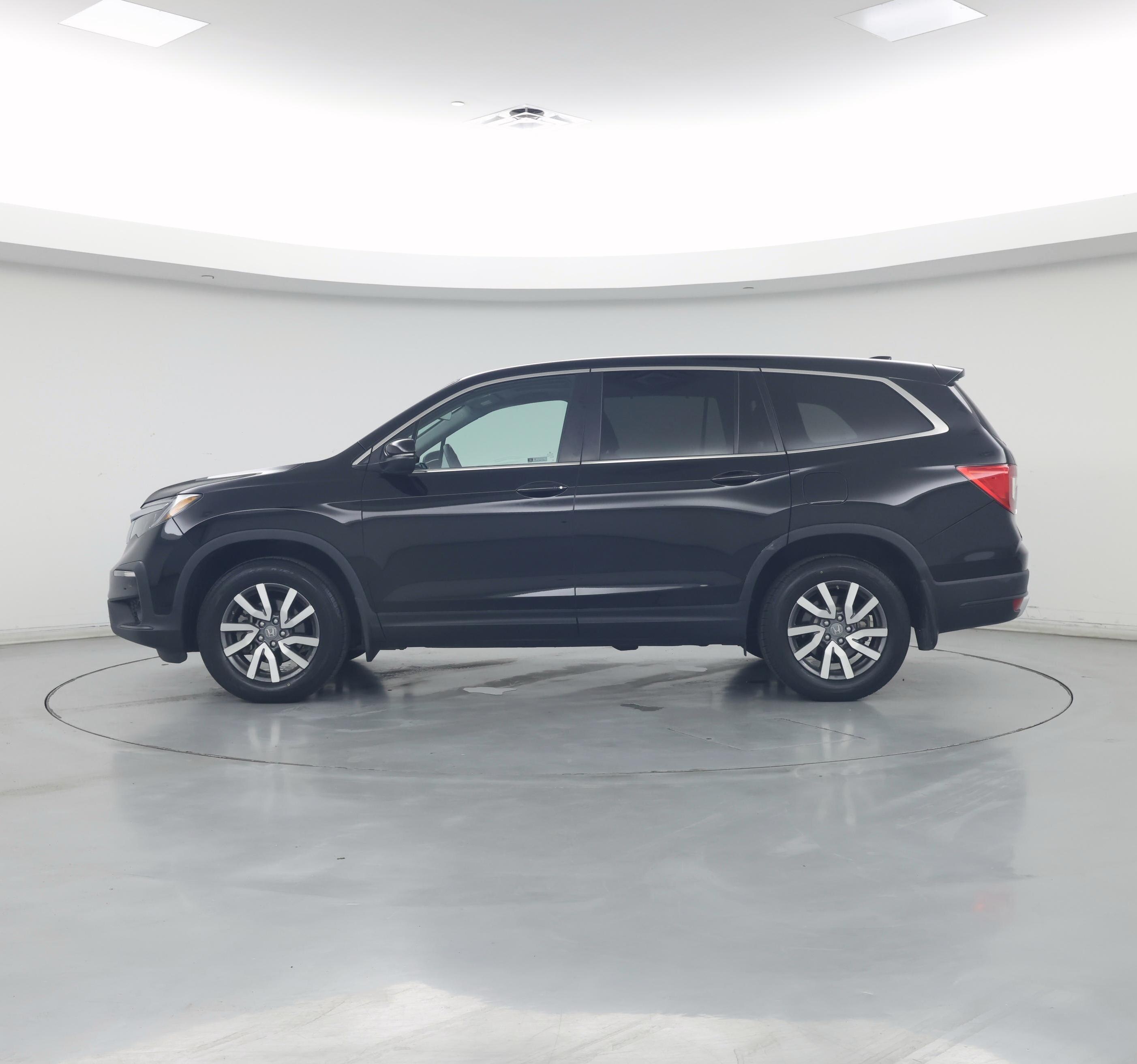 Thumbnail: 2021 Honda Pilot - 3