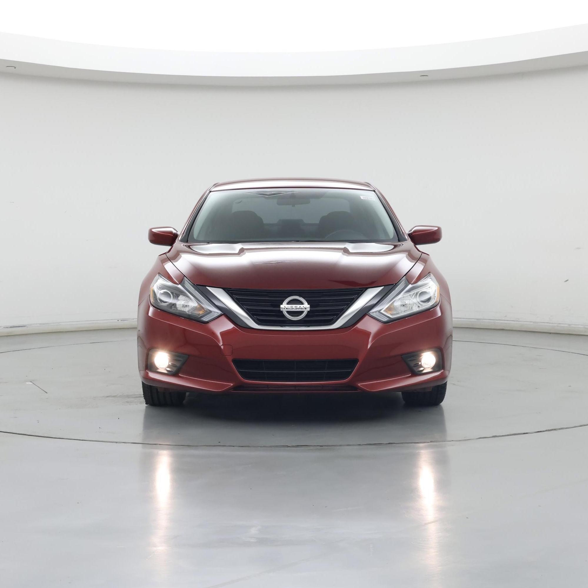 Thumbnail: 2016 Nissan Altima - 5