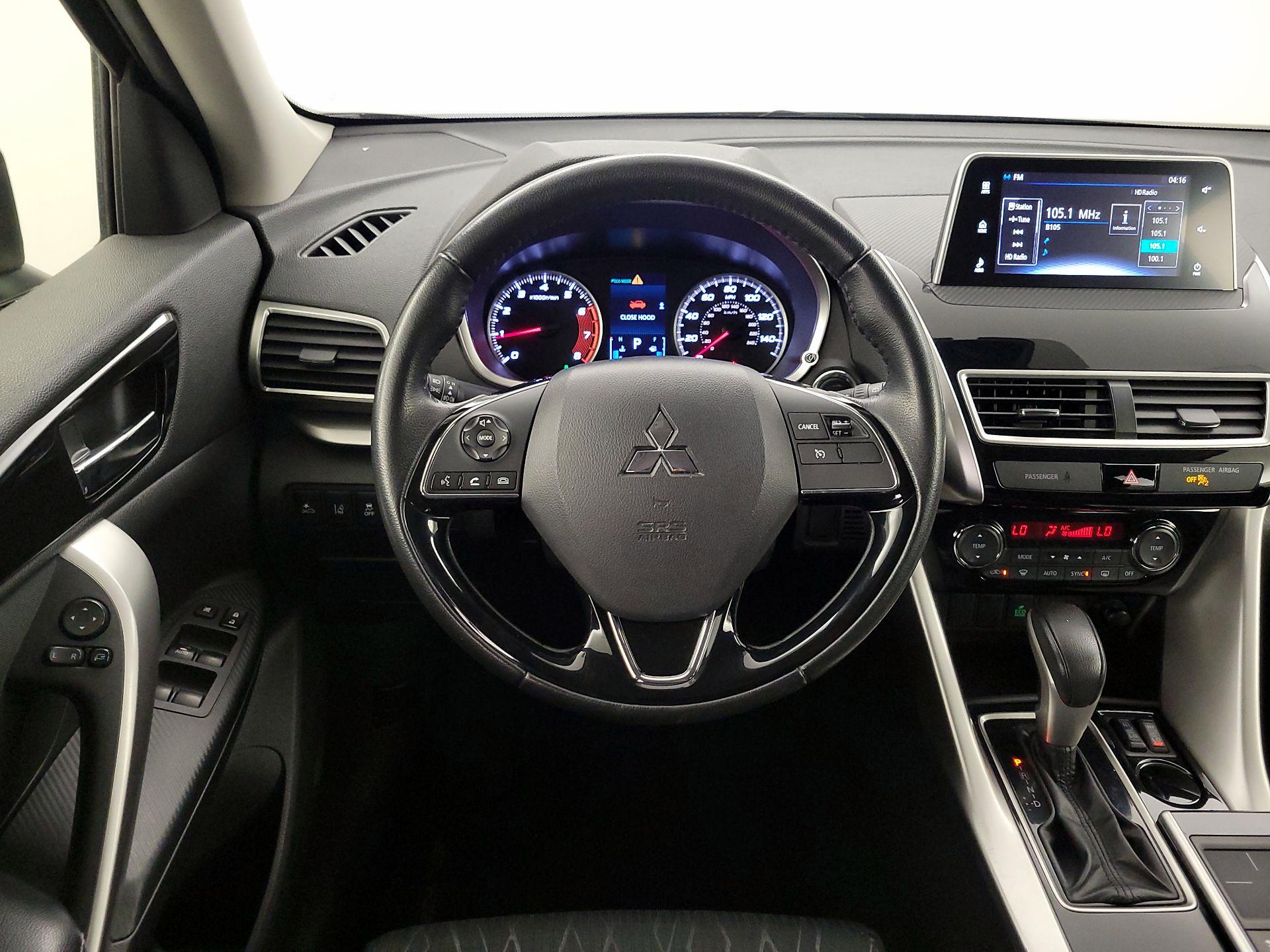 Thumbnail: 2020 Mitsubishi Eclipse Cross - 10
