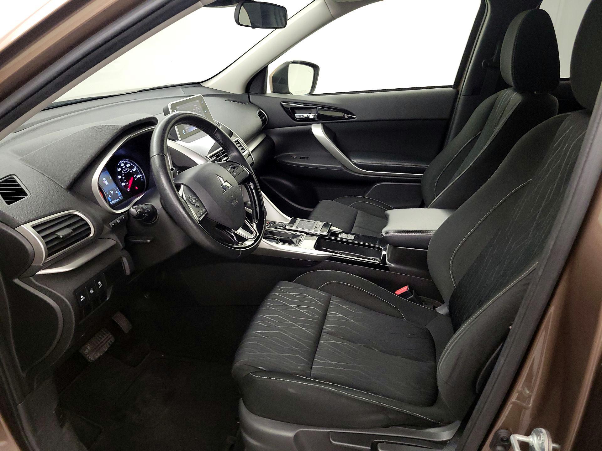Thumbnail: 2020 Mitsubishi Eclipse Cross - 11