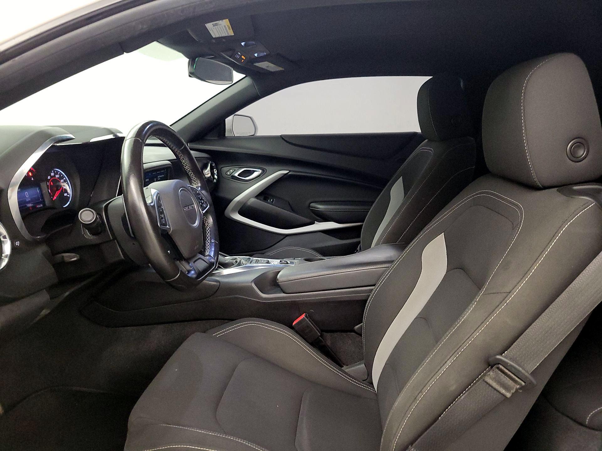 Thumbnail: 2019 Chevrolet Camaro - 11