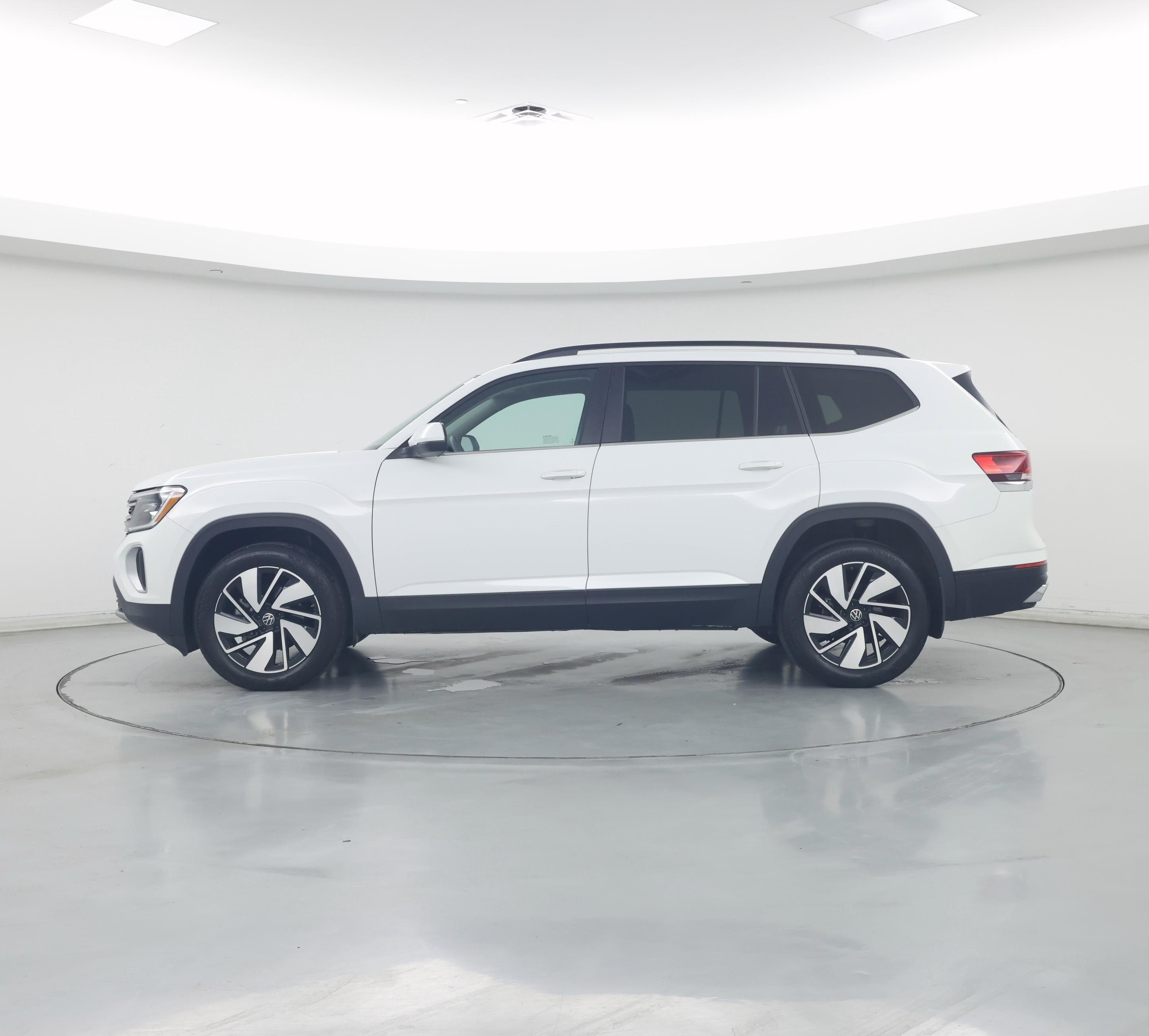 Thumbnail: 2024 Volkswagen Atlas - 3