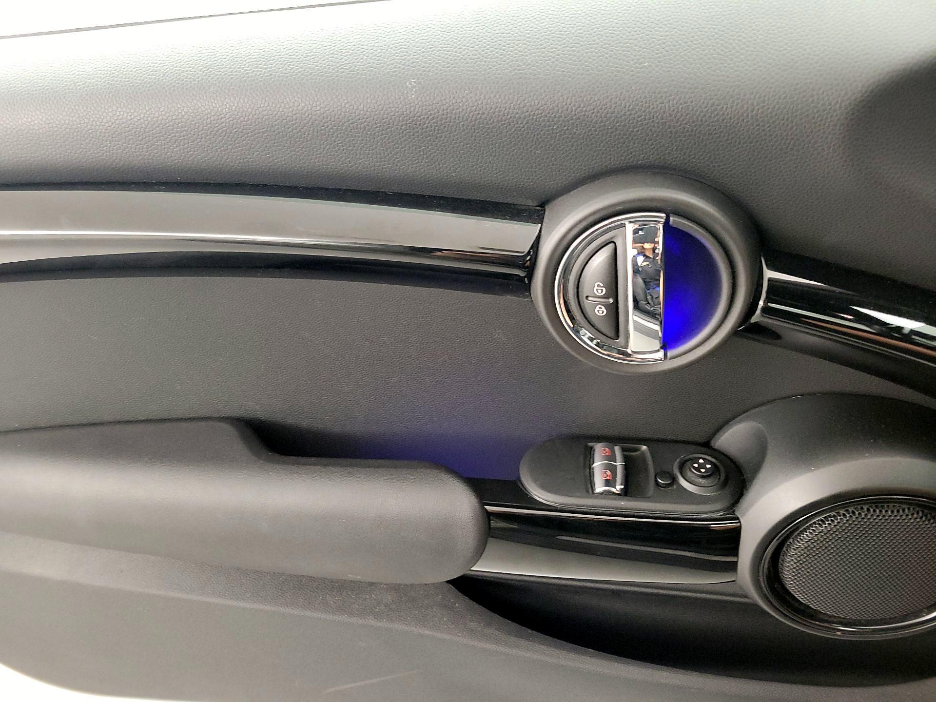 Thumbnail: 2021 MINI Cooper Hardtop - 12