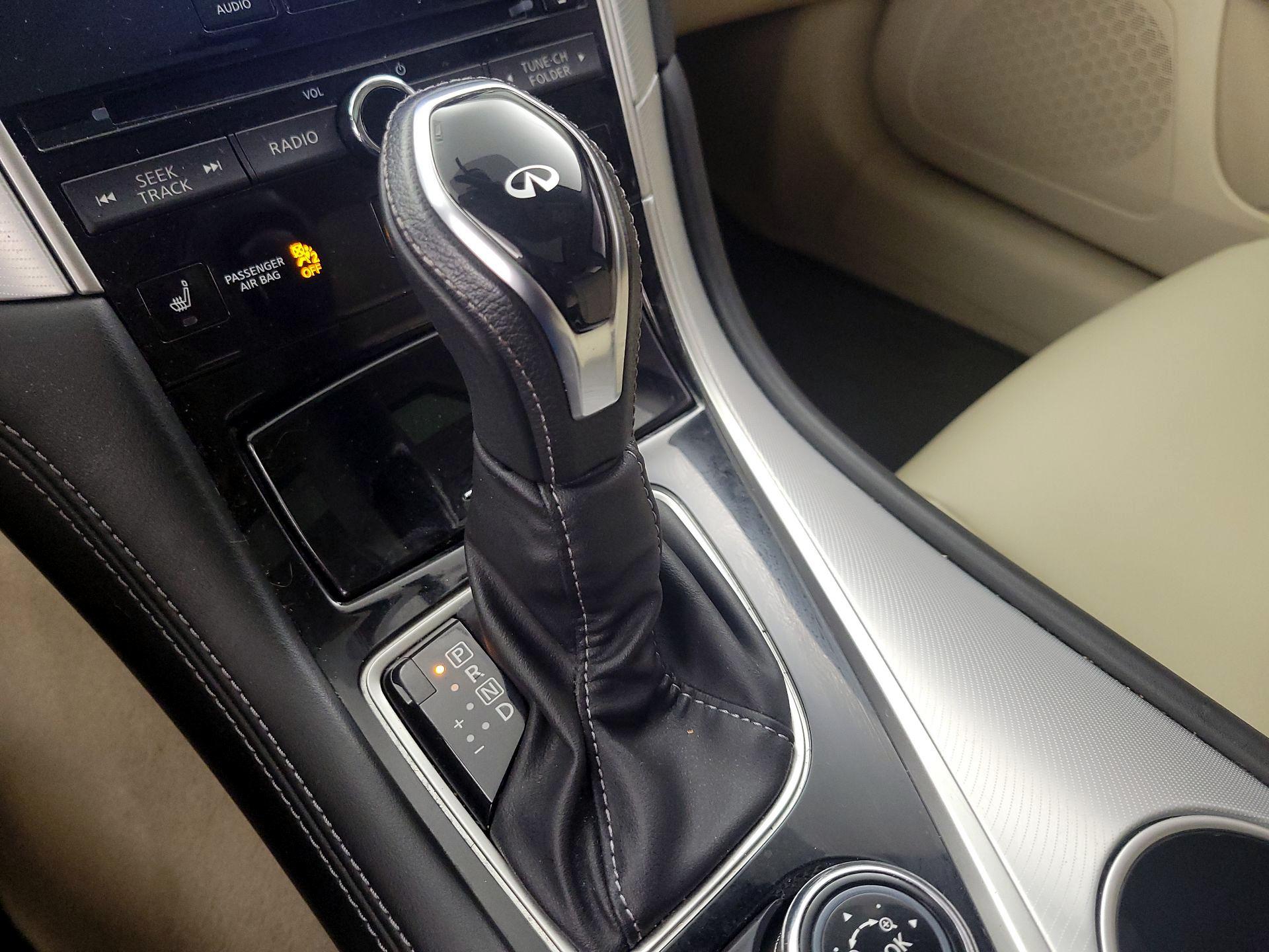 Thumbnail: 2020 INFINITI Q50 - 18