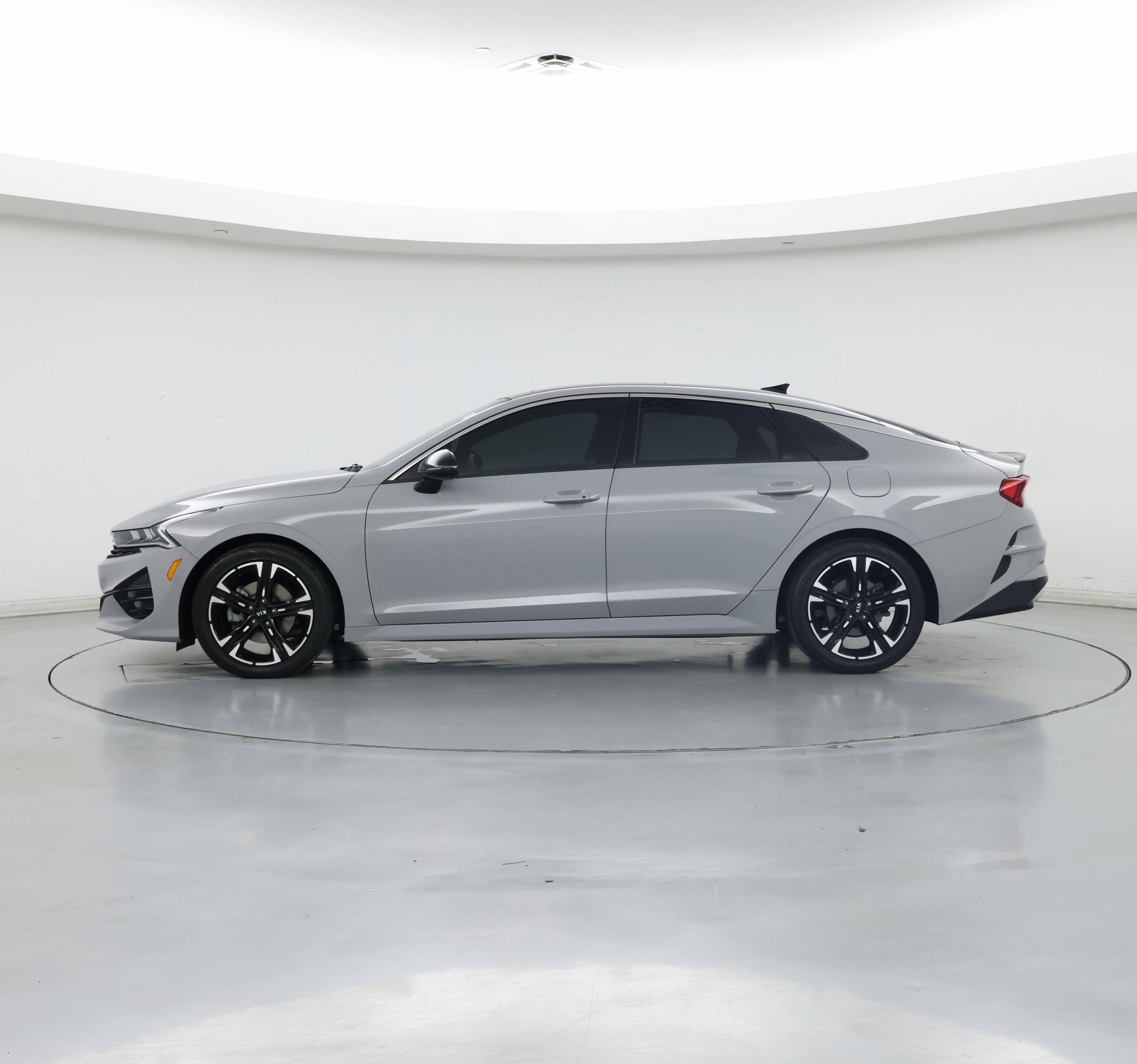 Thumbnail: 2021 Kia K5 - 3