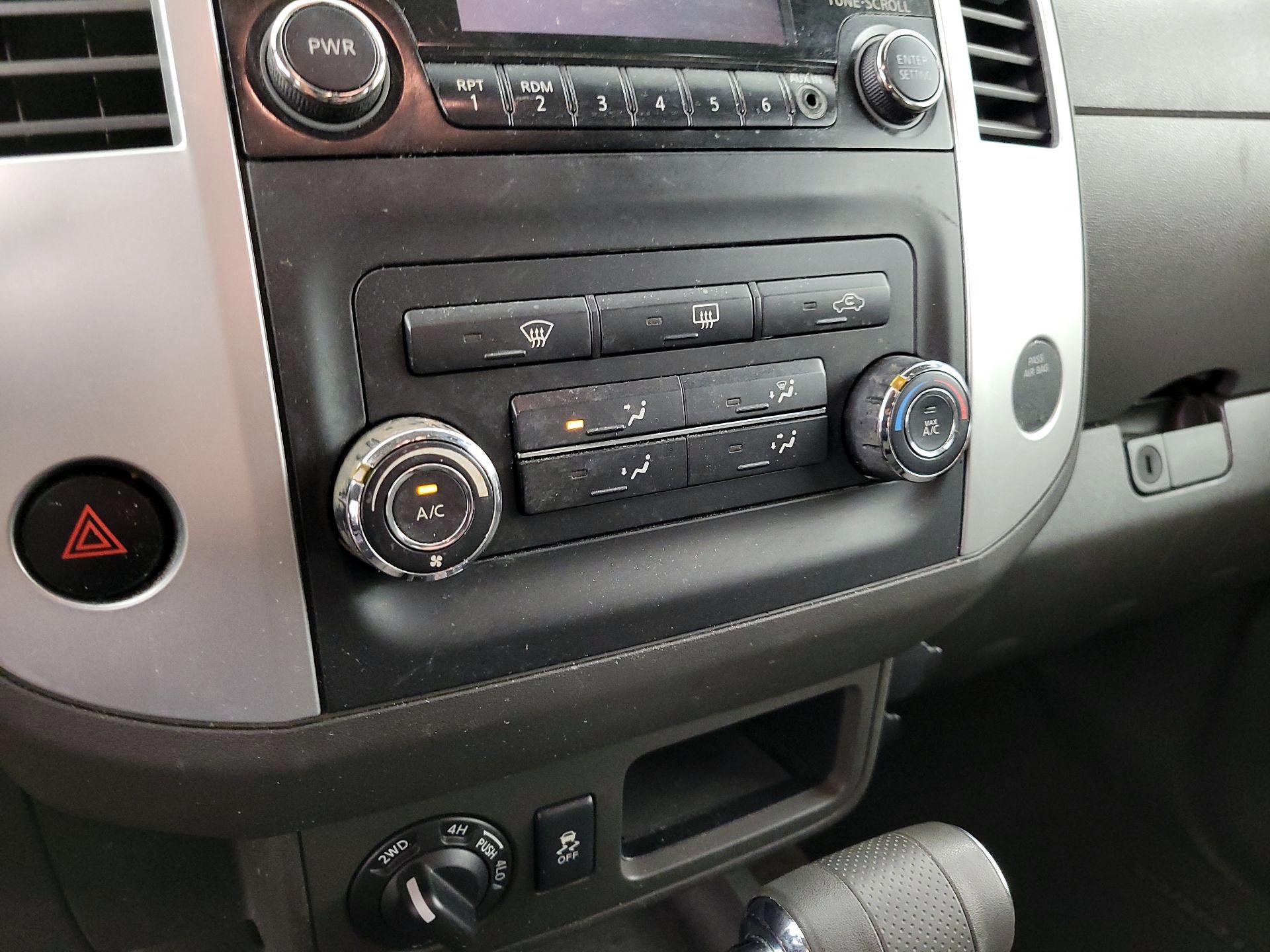 Thumbnail: 2014 Nissan Xterra - 15