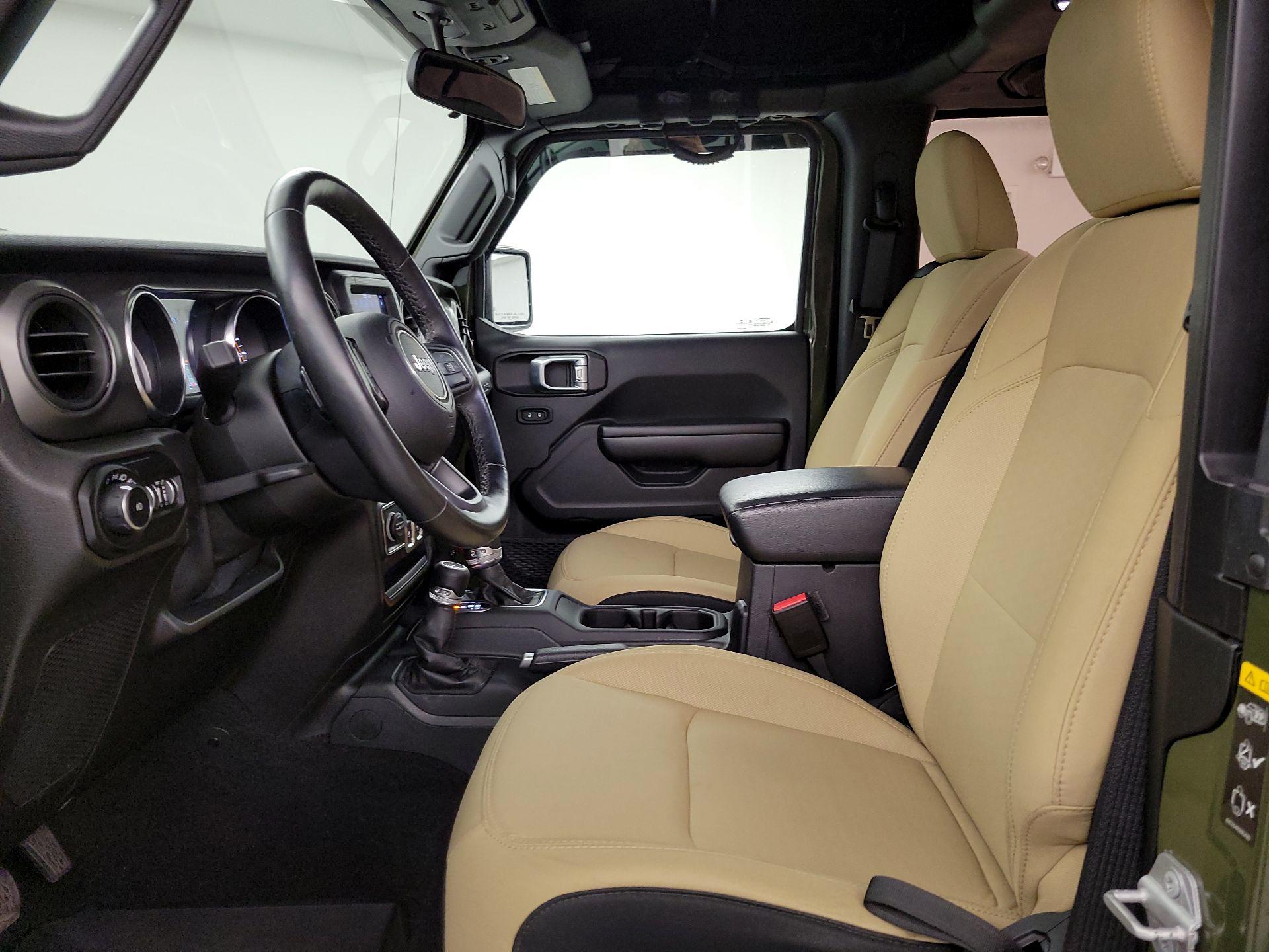 Thumbnail: 2021 Jeep Wrangler - 11