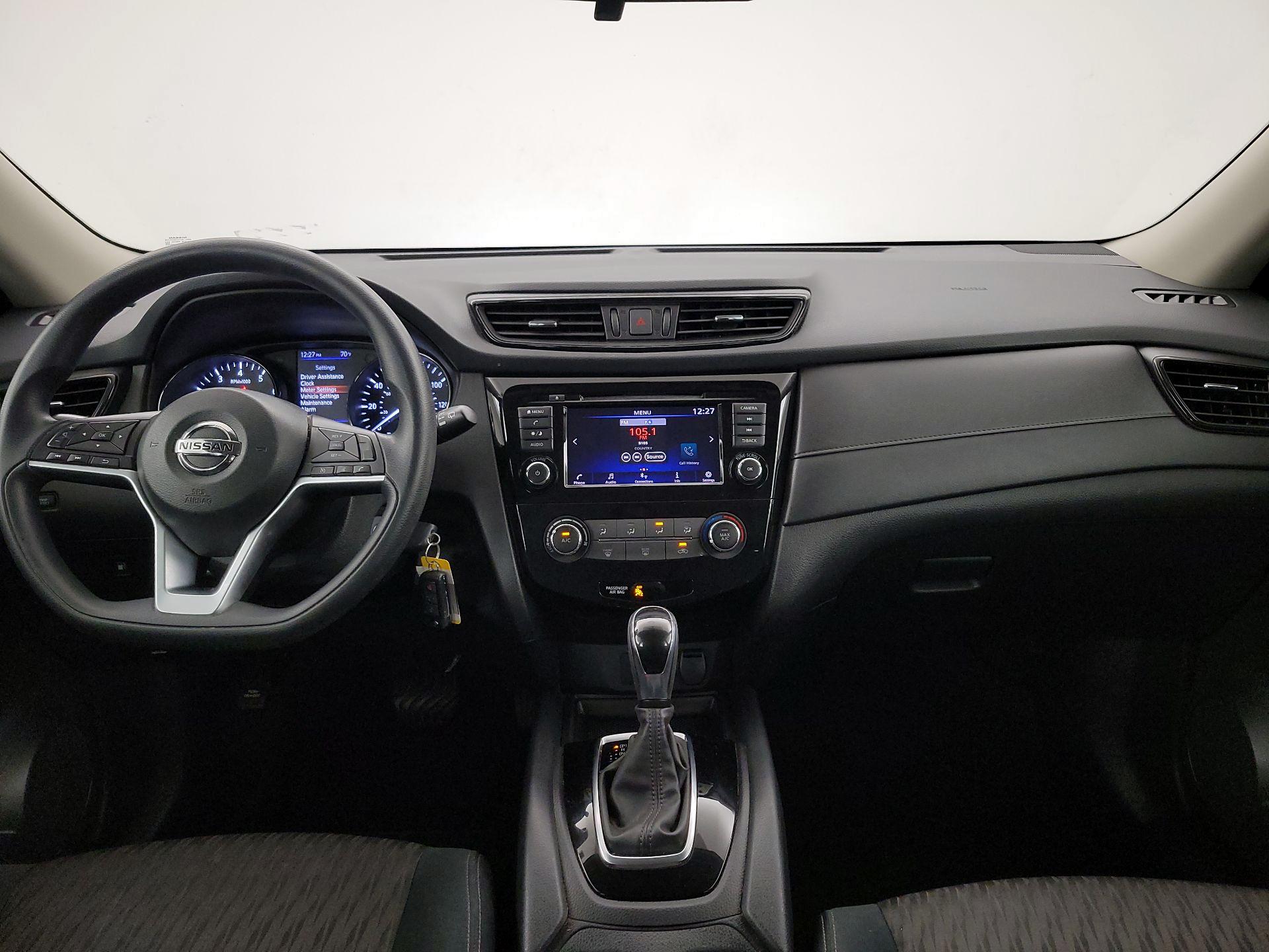 Thumbnail: 2018 Nissan Rogue - 9