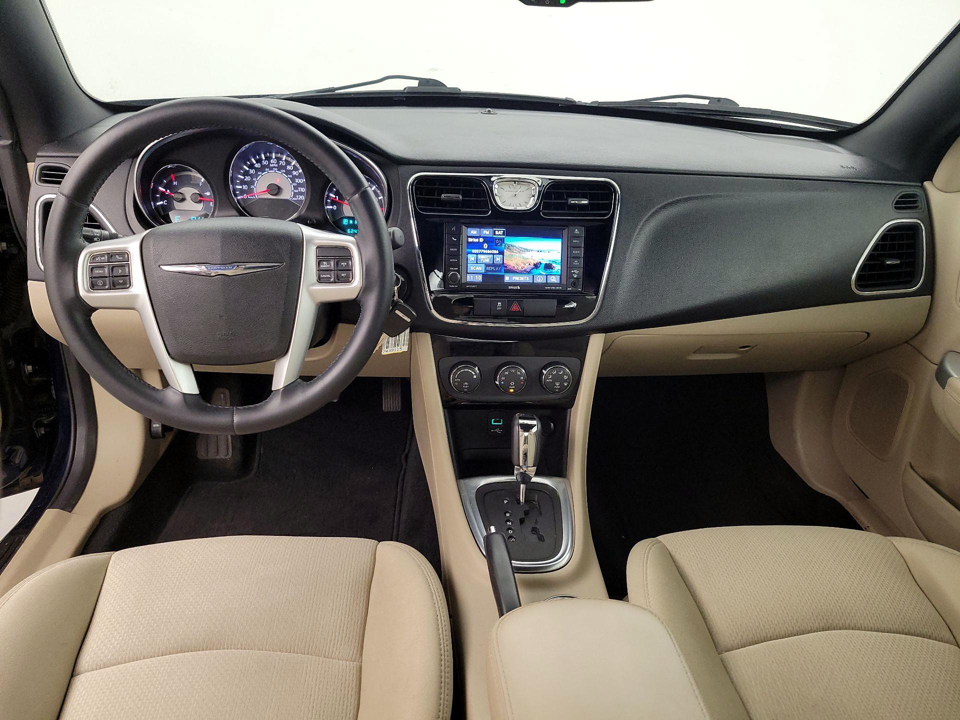 Thumbnail: 2014 Chrysler 200 - 9