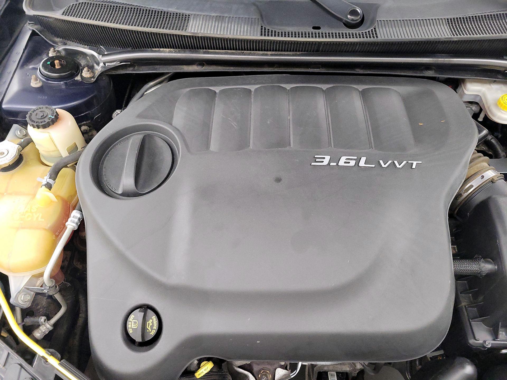 Thumbnail: 2014 Chrysler 200 - 20