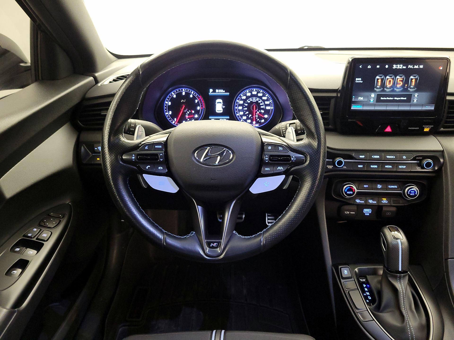 Thumbnail: 2021 Hyundai Veloster - 10